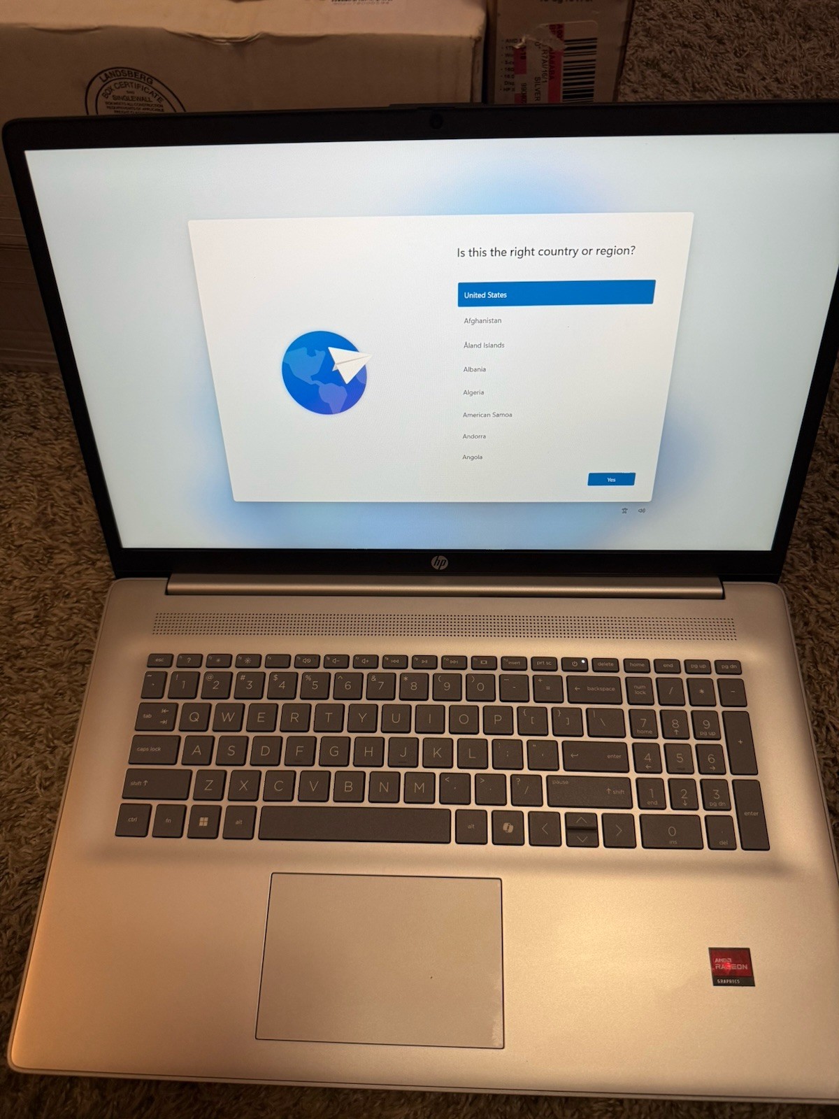 HP Laptop 17-CN4071CL 17.3″ 150U 5.4GHz 8 GB RAM 512GB SSD
