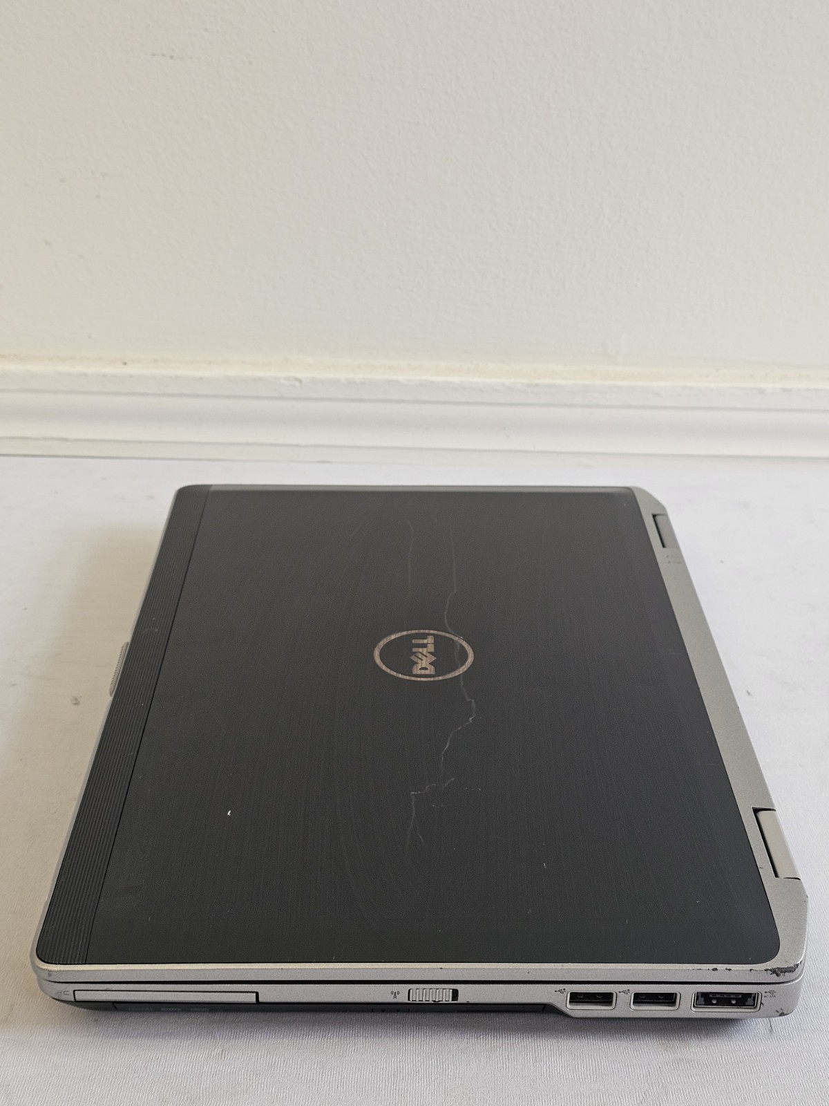 Dell Latitude E6420 Laptop – Intel i5-2520M – i5-2520M – 4GB RAM BAD BATT Win 10