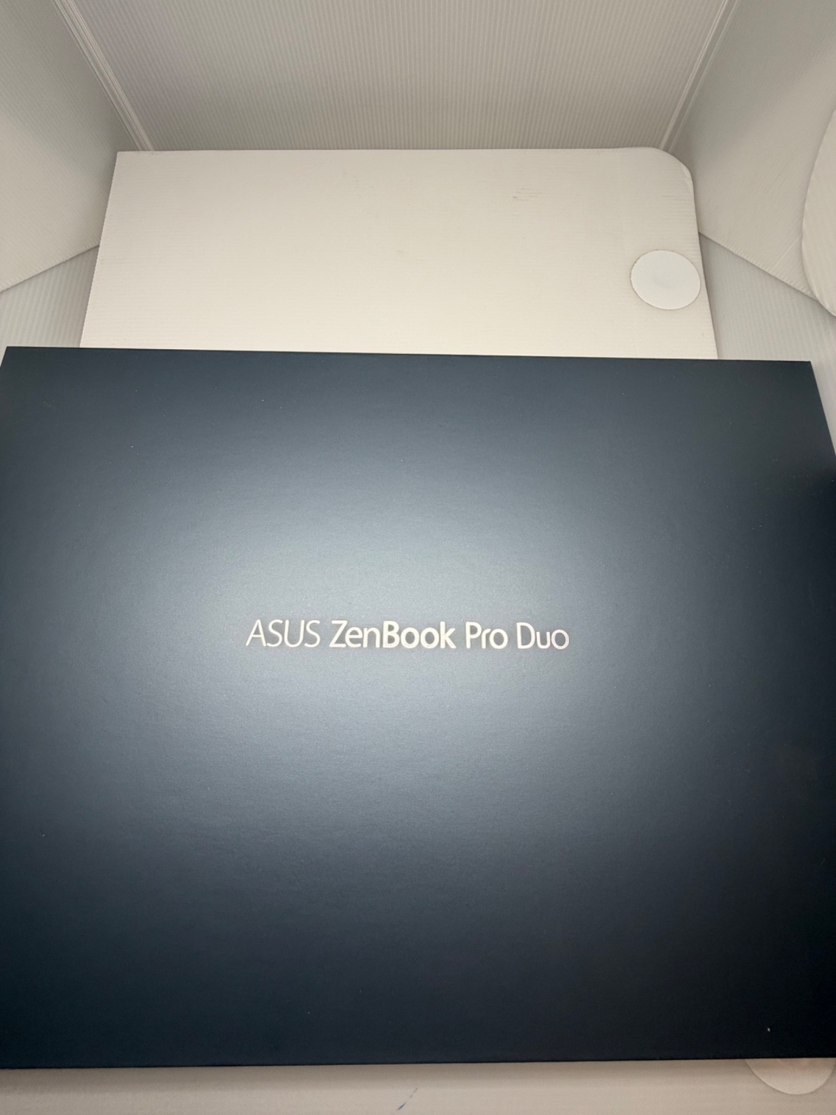 ASUS ZenBook Pro Duo 15.6 inch (1TB, Intel Core i7 10th Gen, 2.6GHz, 16GB)…