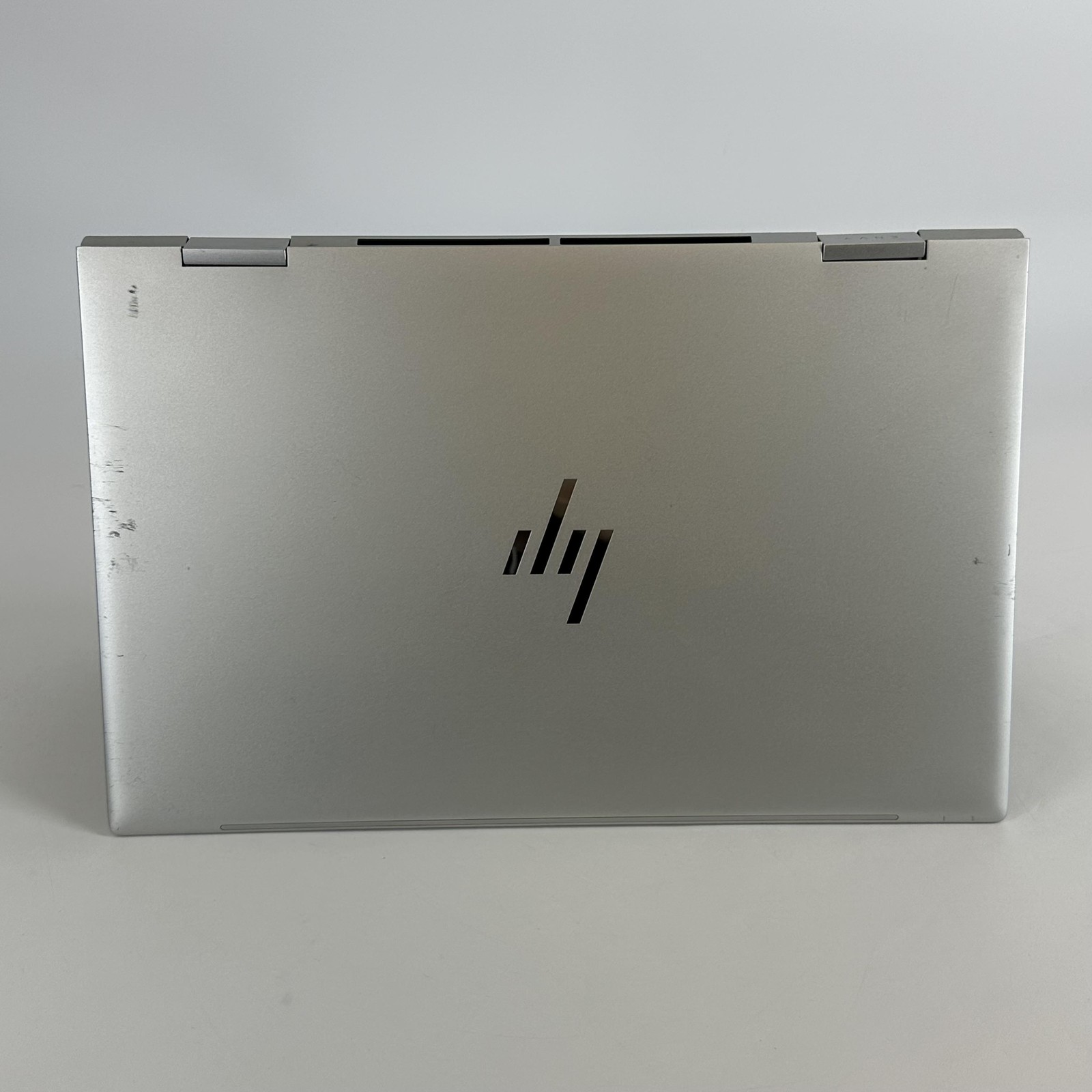 HP Envy x360 15.6 Silver FHD TOUCH 1.3 GHz i5-1235U 8GB RAM 256GB SSD Good