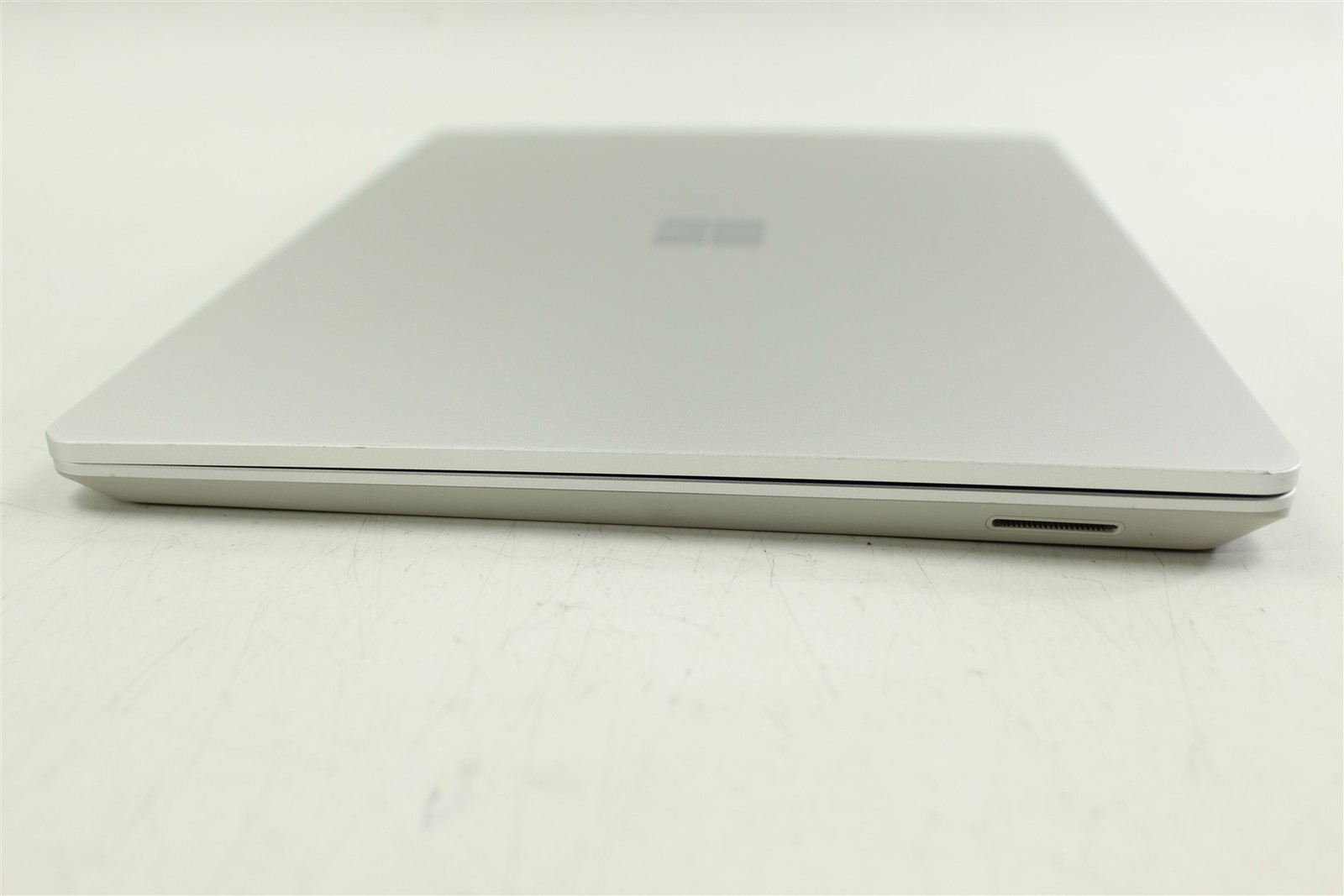 Microsoft Surface Laptop Go 2 2013 12.4″ i5-1135G7 256GB SSD 16GB RAM W11H