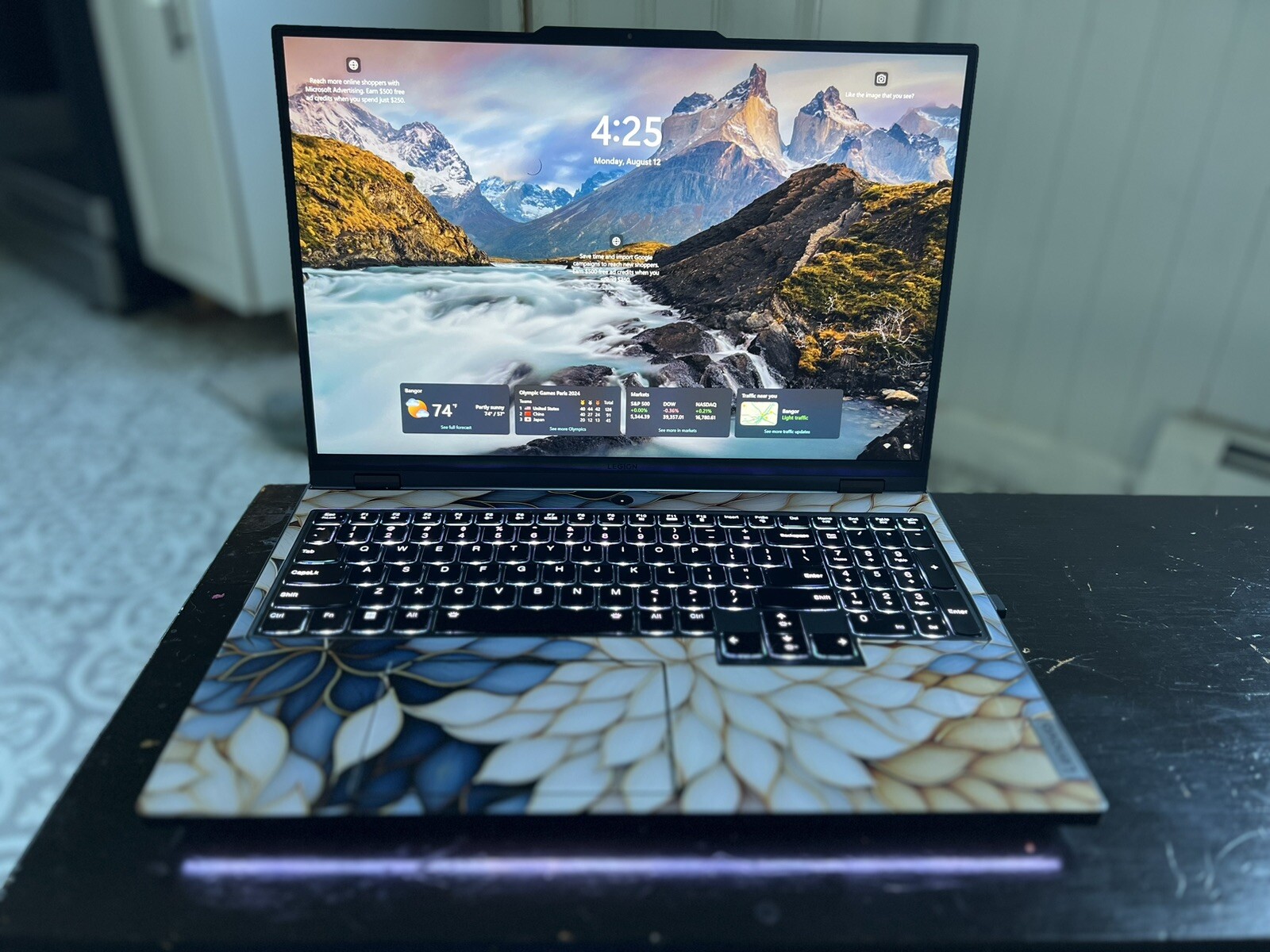 Lenovo Legion Pro 7i 16″ (1TB SSD, RTX 4080, i9-13900HX, Gaming Computer PC…