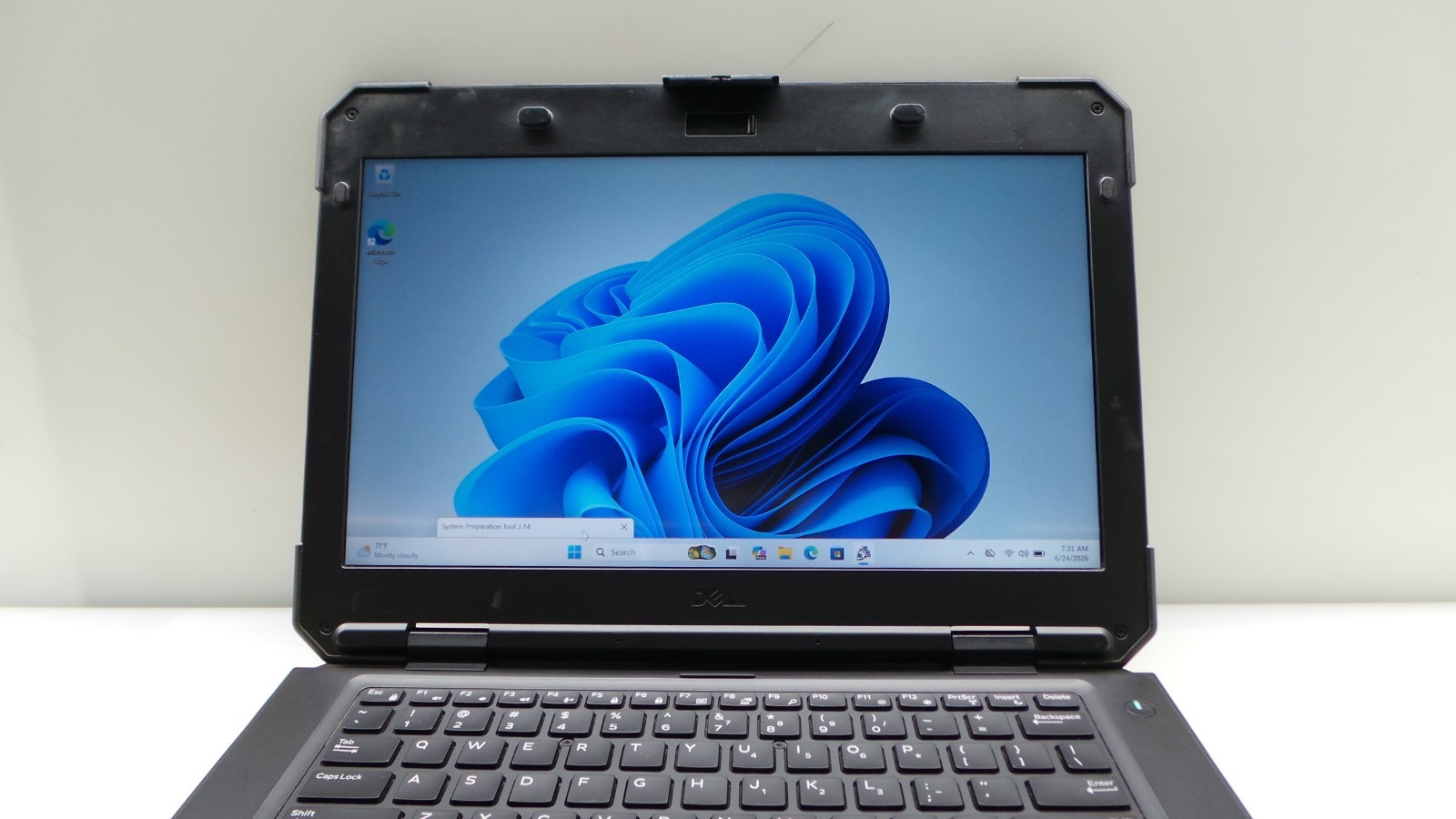 Dell Latitude 5420 Rugged 14″ | i3-7130U 2.70GHz | 8GB RAM 256GB SSD ***READ***