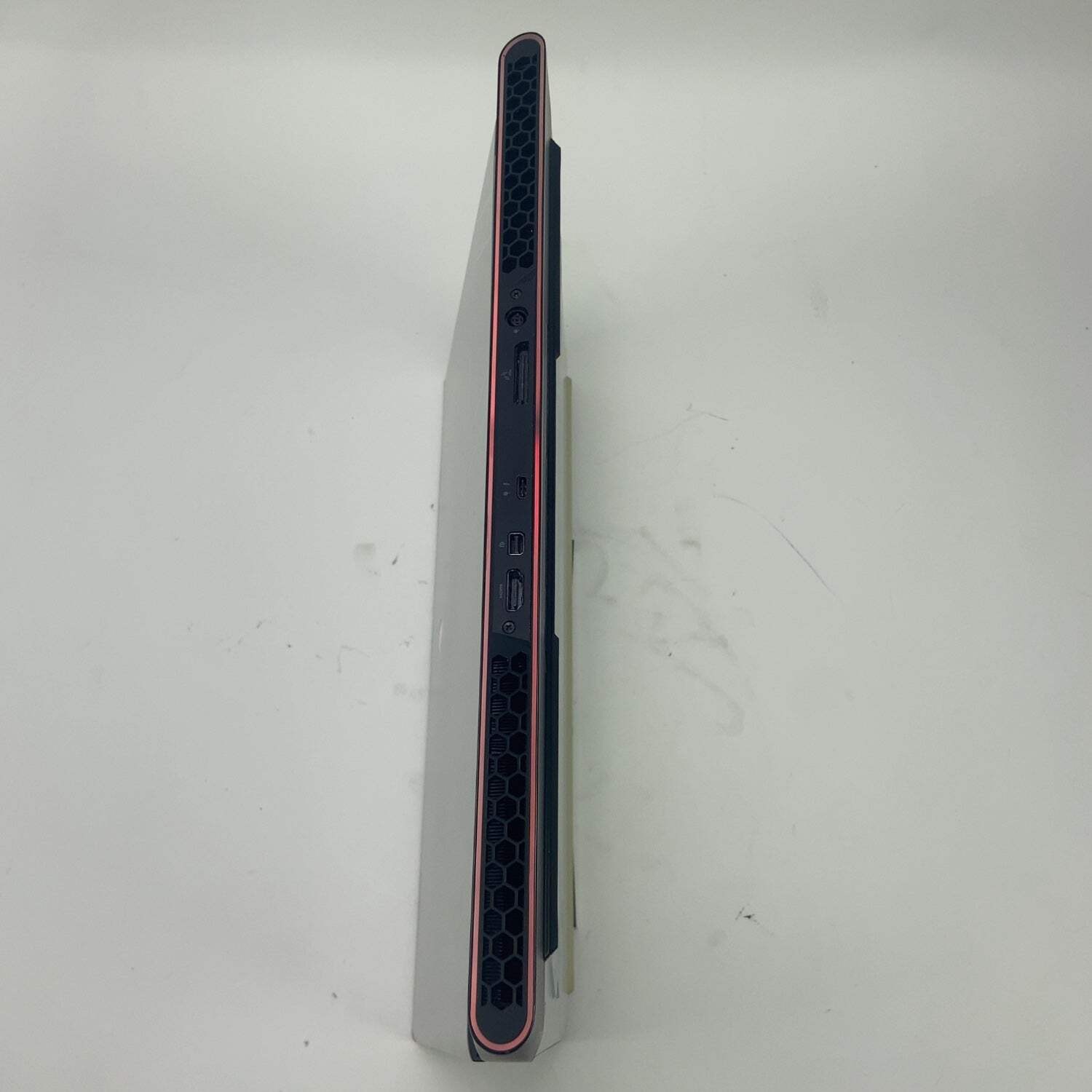 Alienware M17 R3 17.3″ i7-10750H 2.6GHz 8GB RAM 1TB HDD GeForce RTX 2070