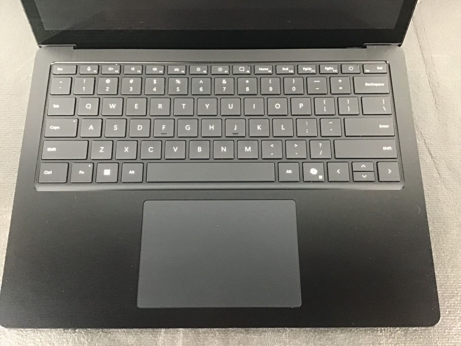 Microsoft Surface Laptop 6 3.8GHz Ultra 7 165H 16GB RAM 512GB SSD 13.5″ No OS ~