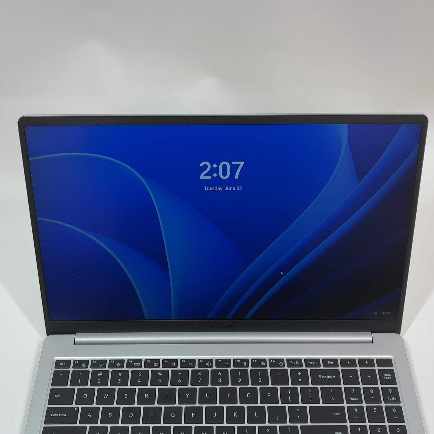 Samsung Galaxy Book5 750XHD 15.6″ Ultra 7 255U 2.2GHz 16GB RAM 512GB SSD
