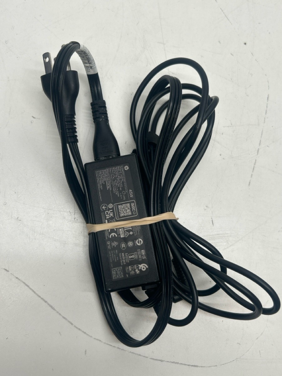 HEWLETT PACKARD 15 -15FC0 (P28020142)