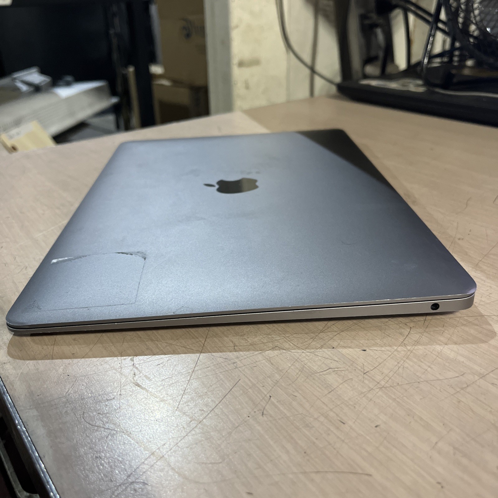 APPLE MACBOOK AIR 13″ SCISSOR, 2020 CORE I3-1000NG4 1.1GHZ 8GB RAM 256SSD ;