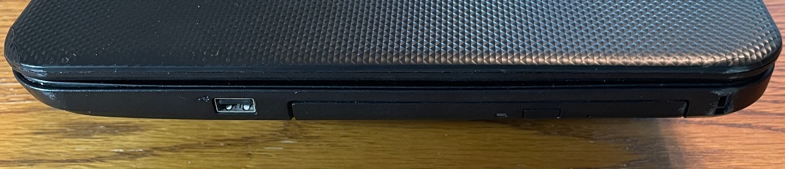 DELL INSPIRON 15-3537 Laptop 15″ i3 256gb+1tb Linux Zorin 18-extras-23