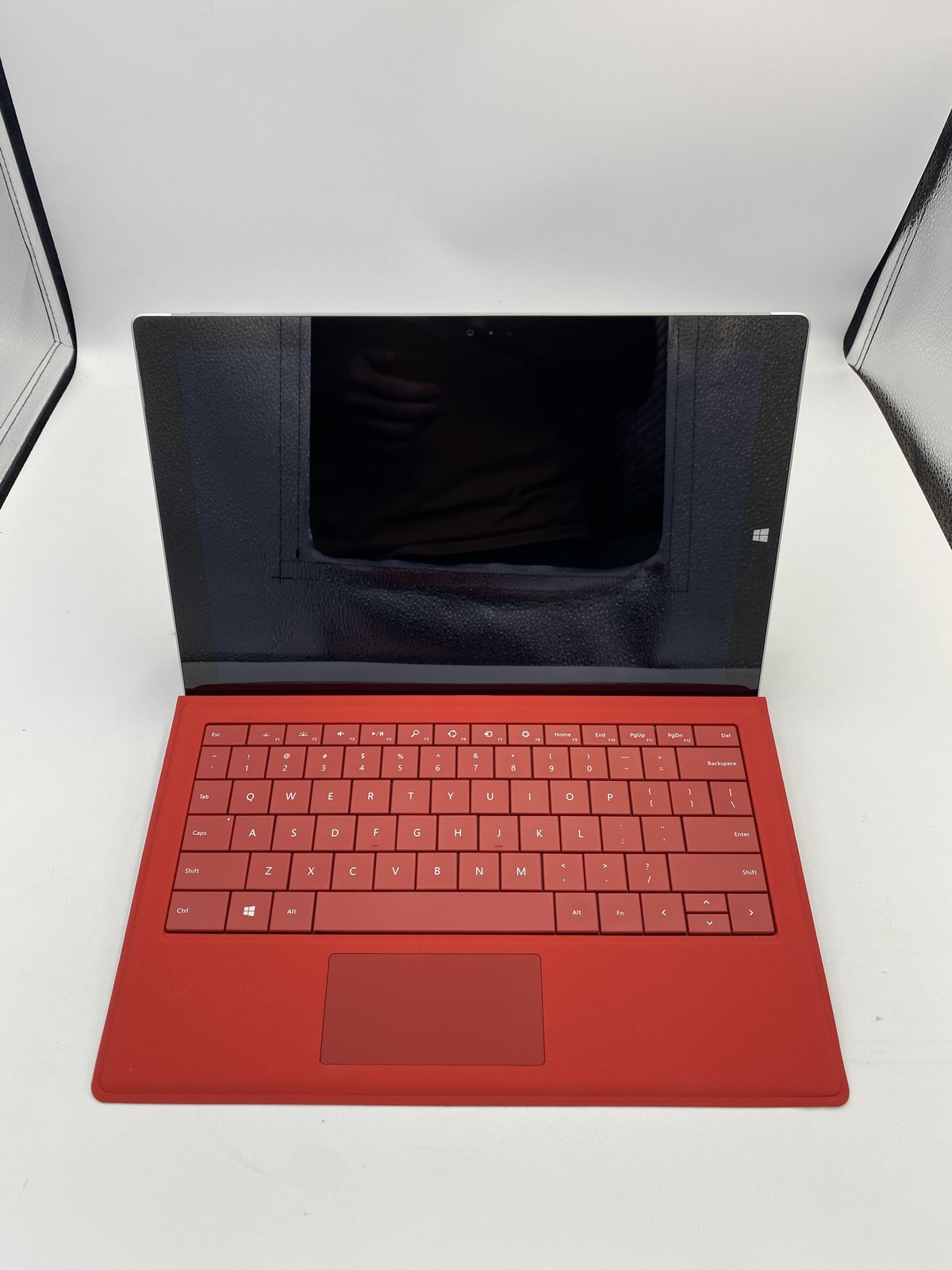 Microsoft Surface Pro 3 (2014) Intel(R) Core(TM) i7-4650U CPU @ 1.70GHz 8GB RAM