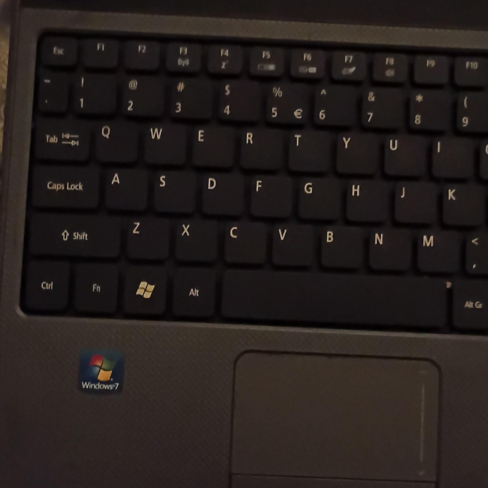 Acer 15.6in Black Laptop Windows 7 Built-in Webcam HDMI USB 2.0 LAN