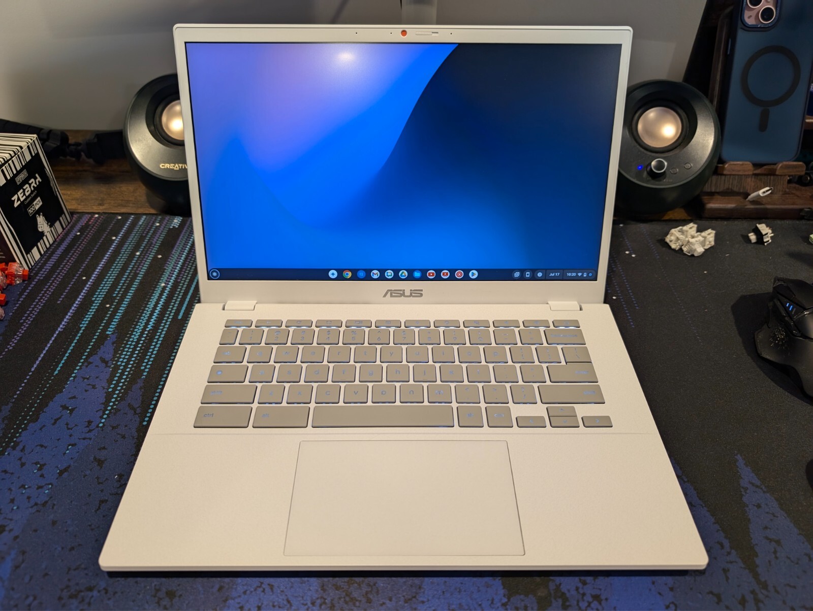 ASUS Chromebook Plus CX34 Laptop, 14″ Display (1920×1080), CX3402CBA-DH388-WH