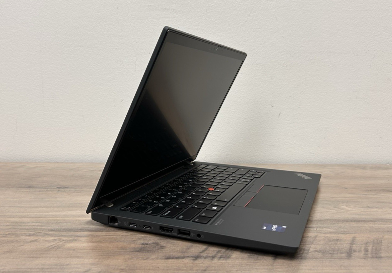 Lenovo ThinkPad T14 Gen 3 | Intel i5-1245U 21AJS5N500