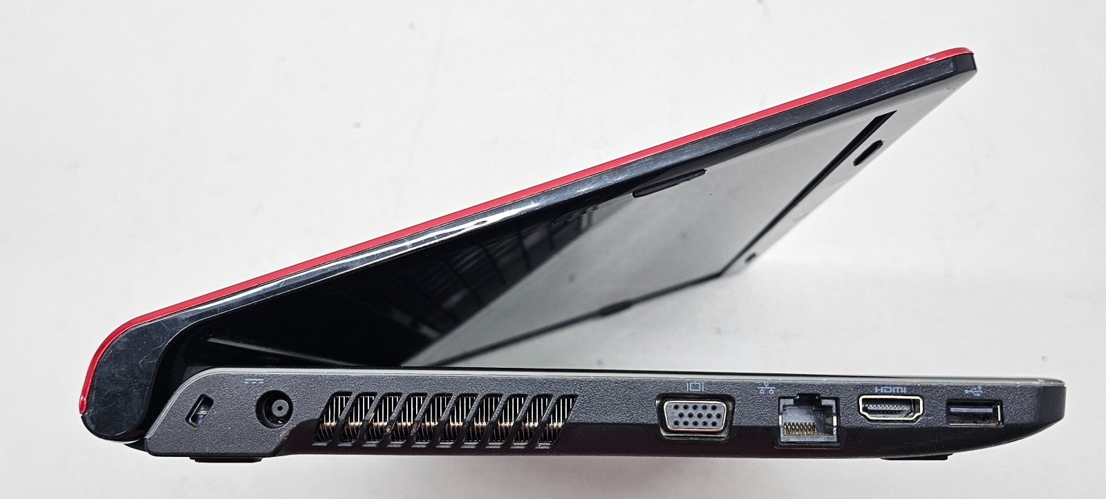 Dell Inspiron 1564 15.6″ Laptop Intel Core i3-330M 4GB Ram NO HD/OS (FL)