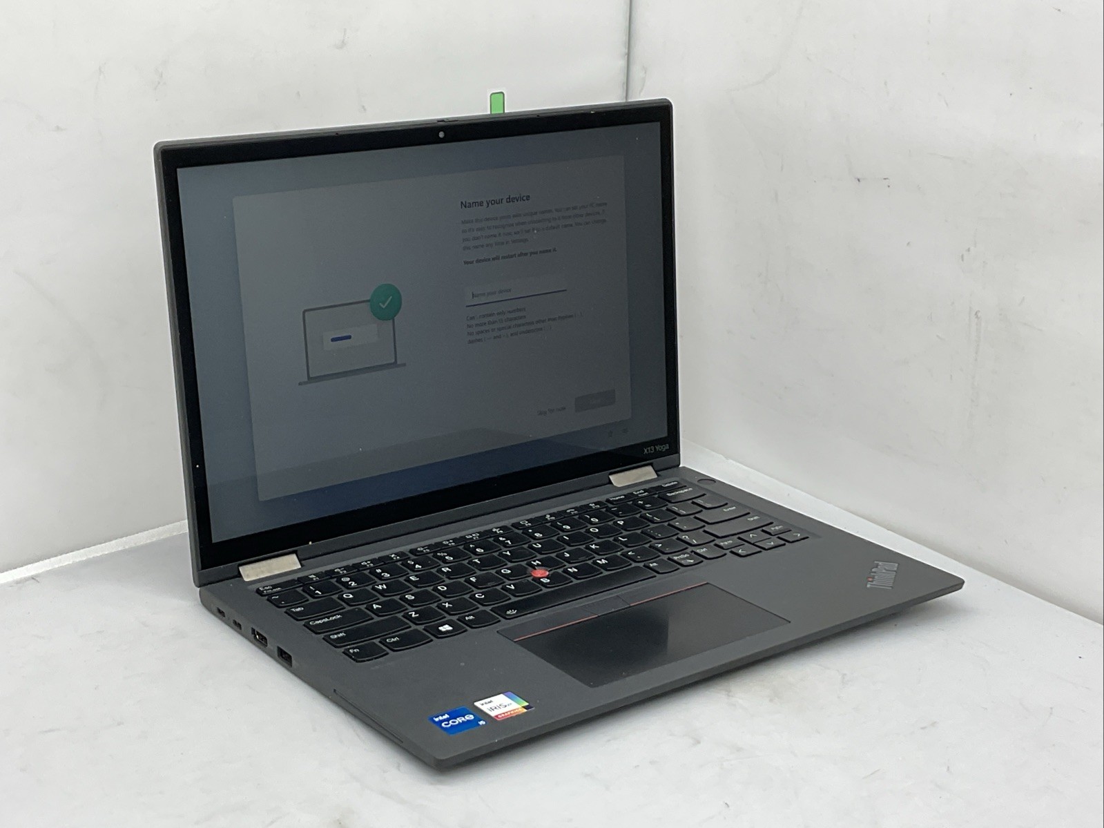 Lenovo ThinkPad X13 Yoga Gen 2 – i5-1135G7 – 8GB, 256GB, Touch, Windows 11 + ADP