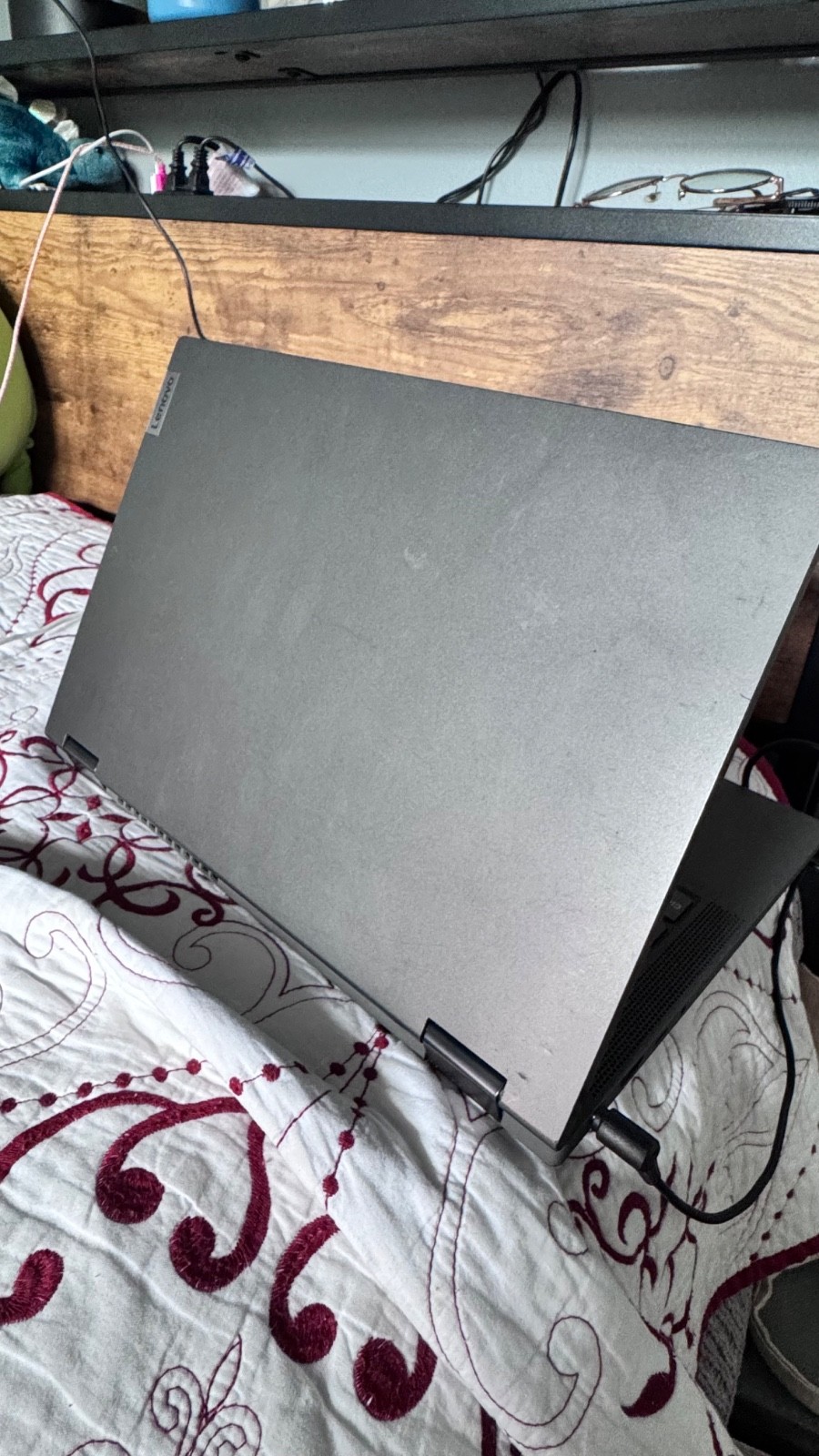 Lenovo ChromeBook Flex 5 13.3 inch (Comes with charger), Lightly Used