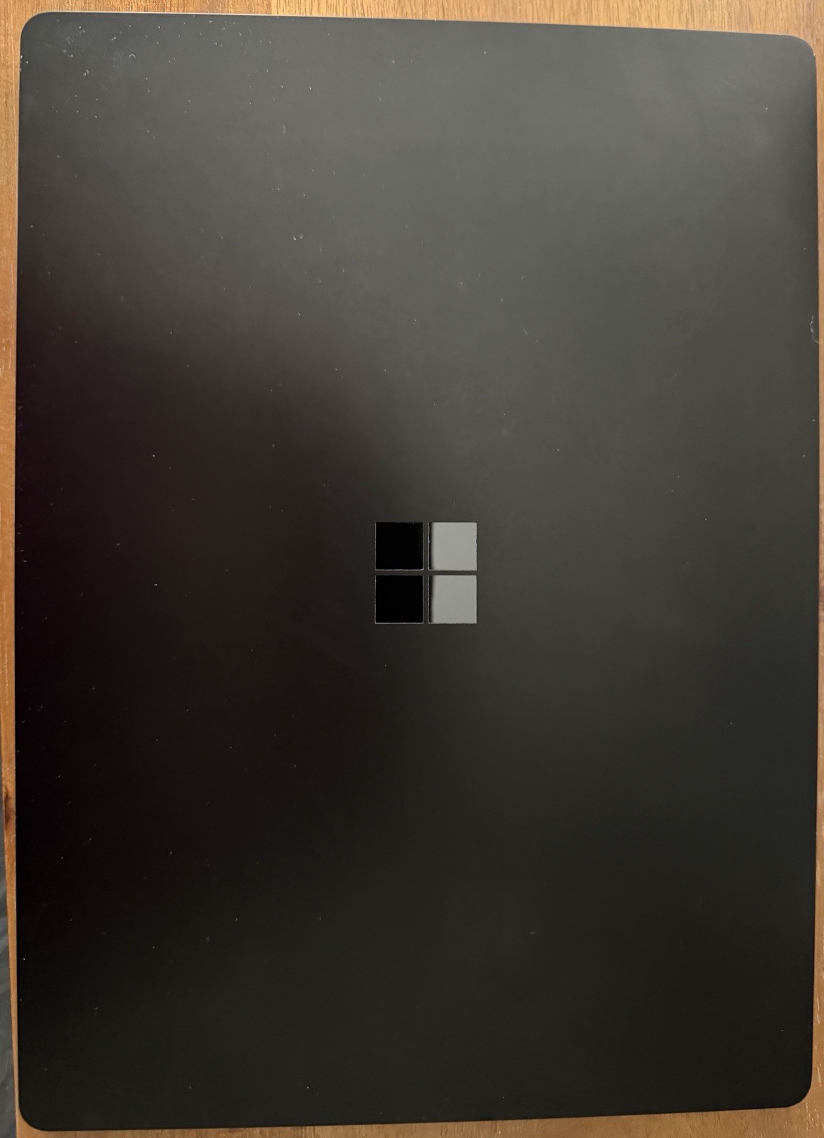 Microsoft Surface Laptop 4 13.5″ Touchscreen i7 Intel, 16GB Ram, 256GB SSD