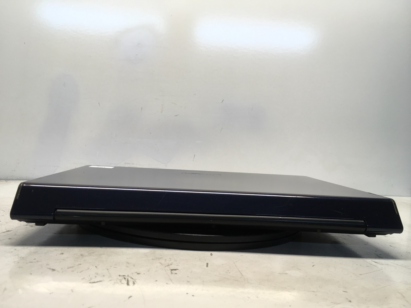 Lenovo IdeaPad Y710 Intel Core 2 Duo T5450 1.66GHz 1 GB NO HDD