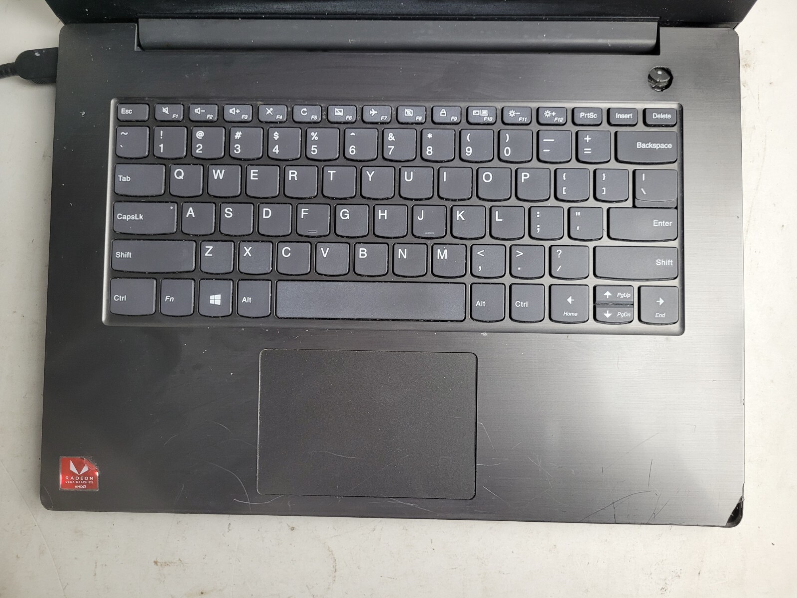 Lenovo V330-14ARR w/AMD Ryzen 3 2200U, 4GB RAM, 14″ Laptop for Parts #2426
