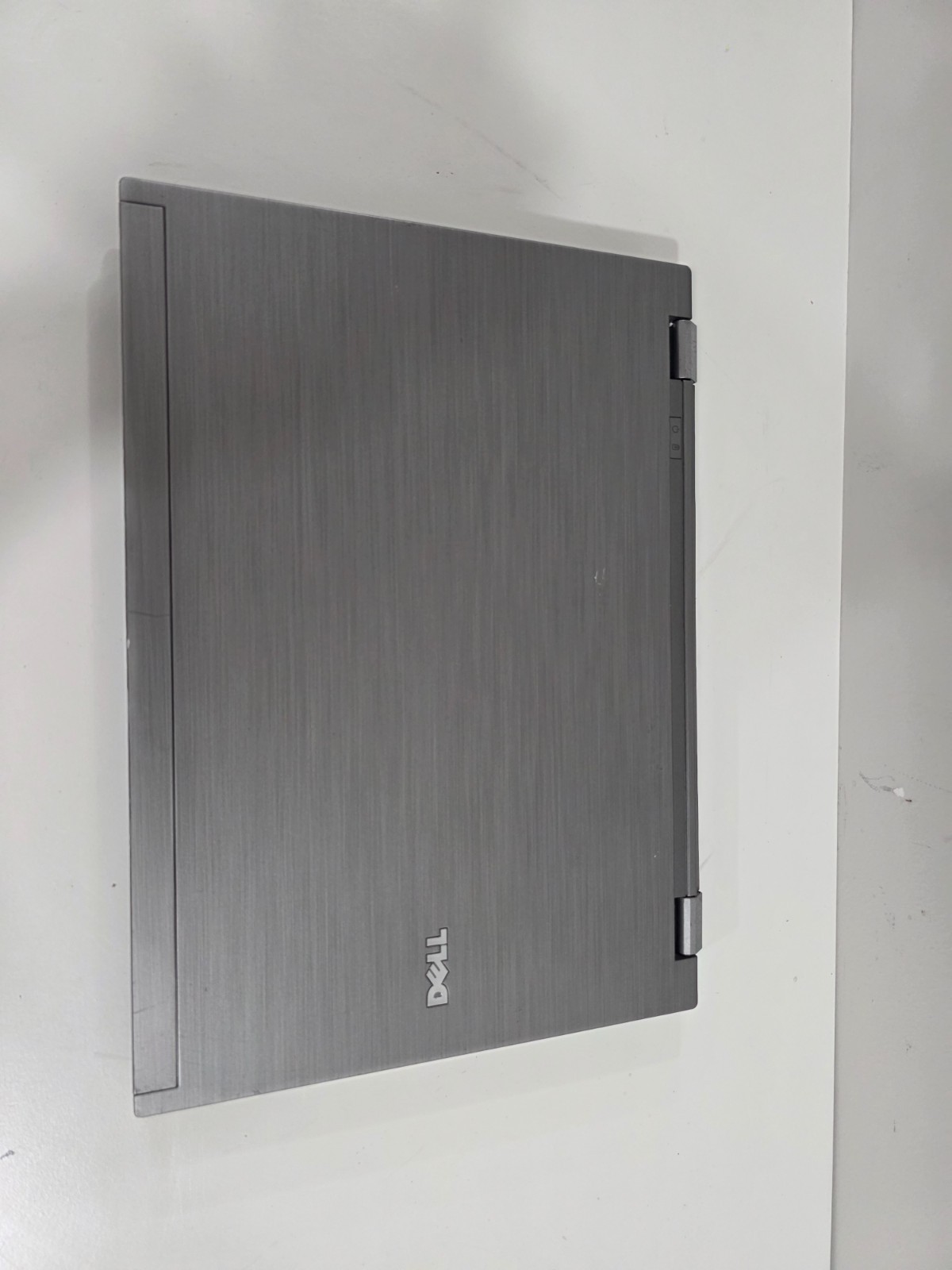 Dell Latitude E6410 Intel Core i5 CPU M 560 2GB