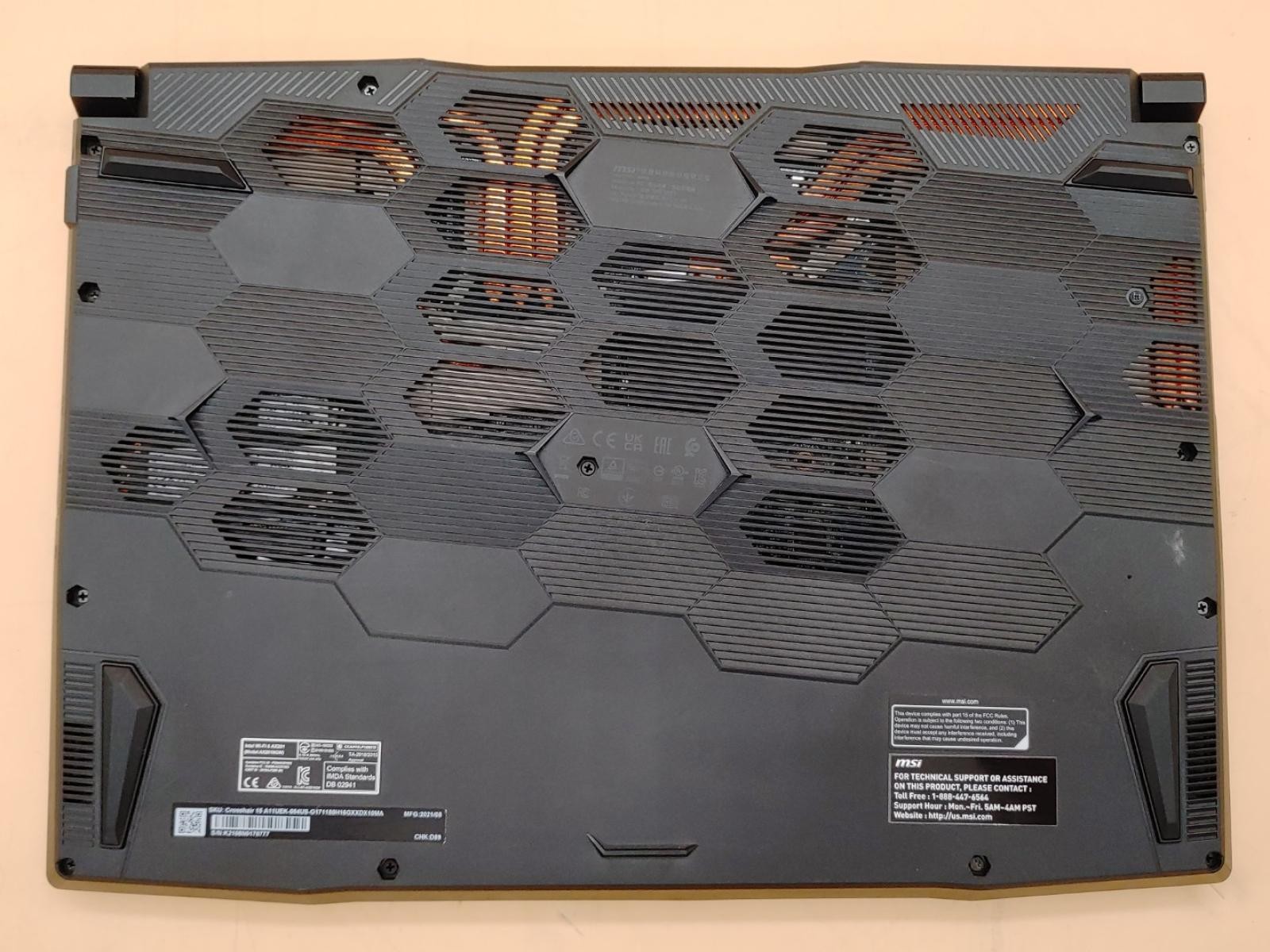 MSI Crosshair 15 A11UEK Intel i7-11800H 16GB 1TB SSD Win11 RTX 3060 *NO A/C*