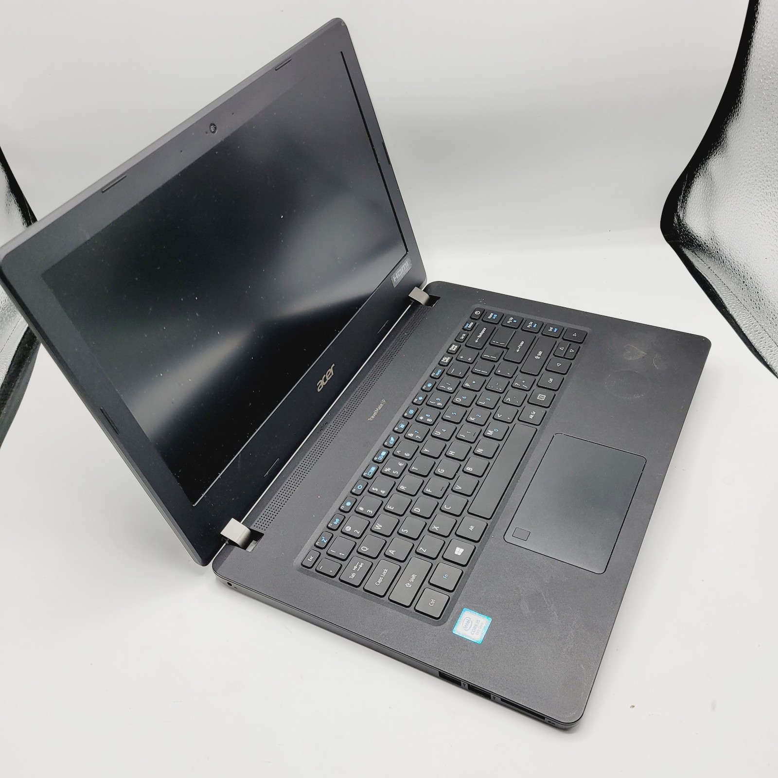 Acer TravelMate P214 Core i5 8th Gen No RAM No HDD 15.6″ FOR PARTS