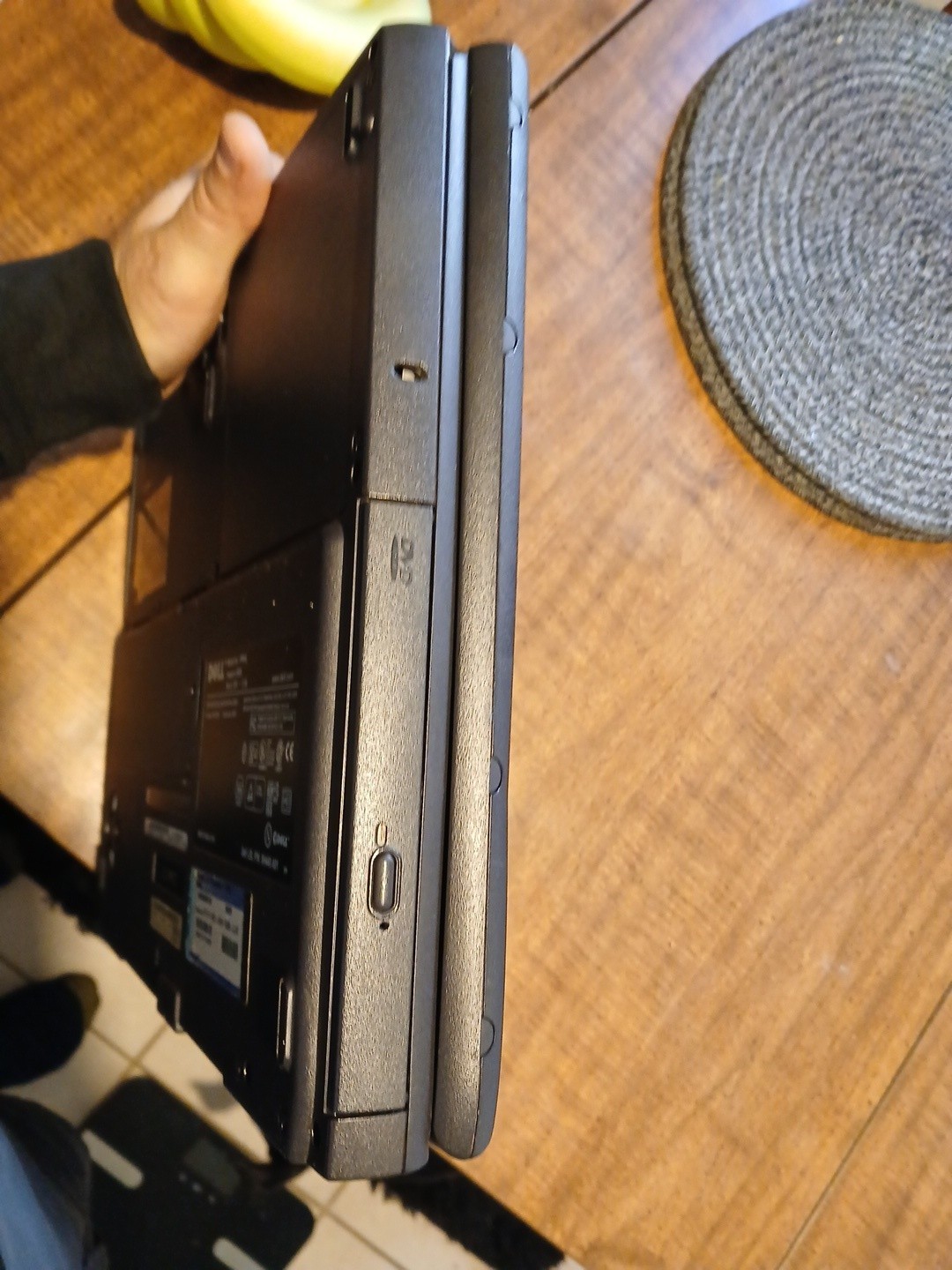 Dell Inspiron 2650 15″ Win XP Laptop
