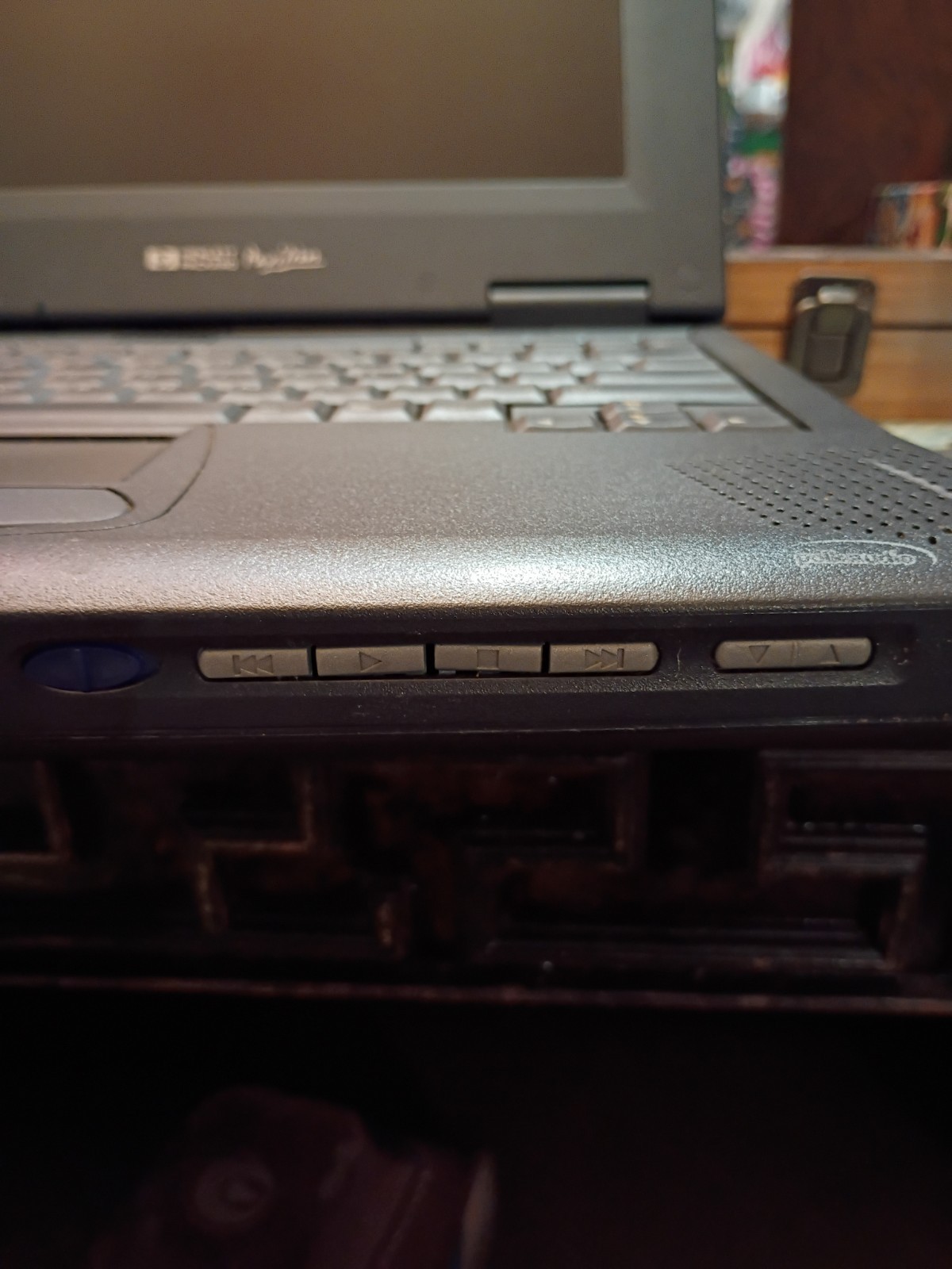 HP Pavilion N3230 14.1″ Pentium III 1.13GHz 128MB 10GB HDD Optical