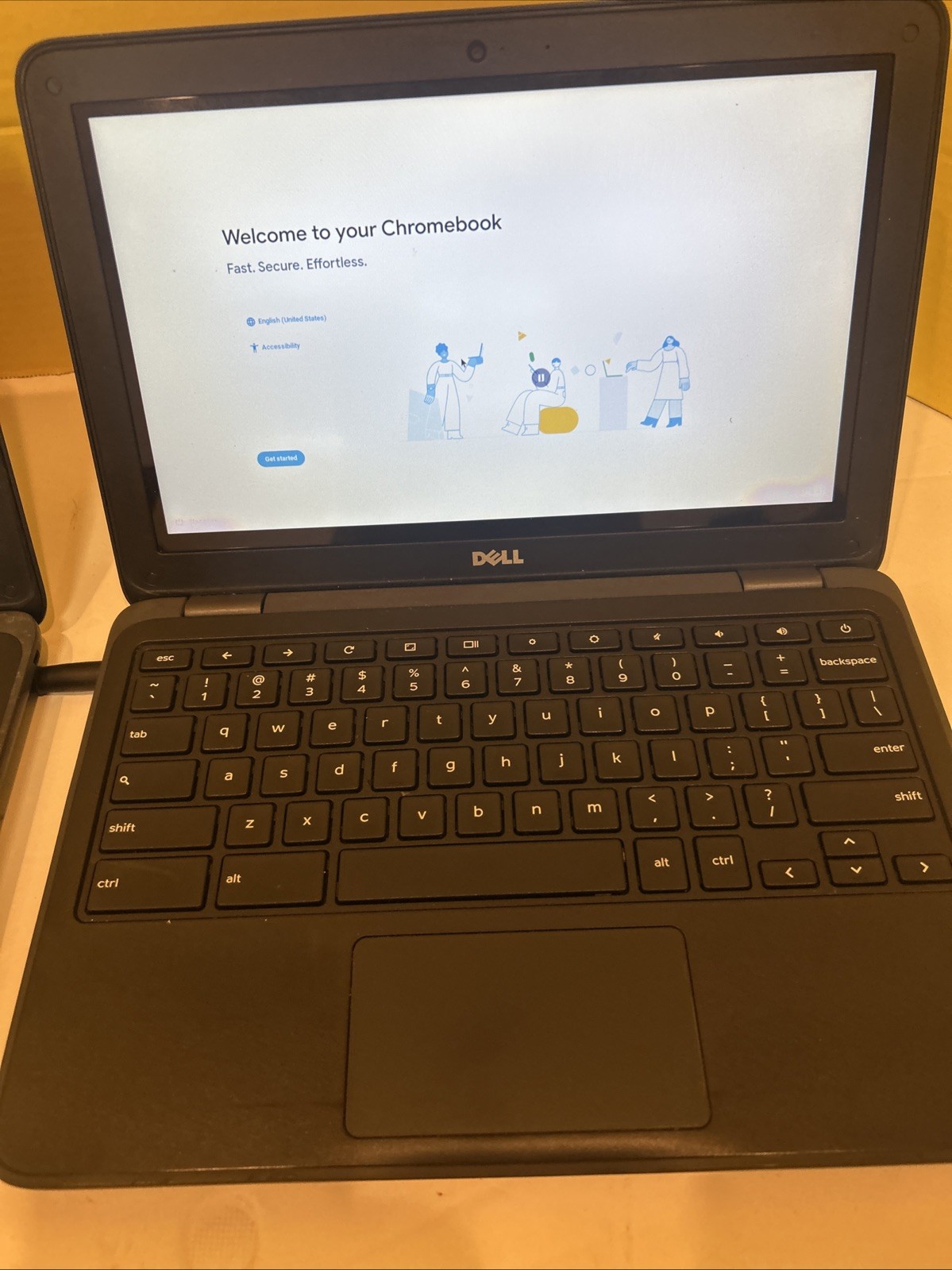 2 Dell 3180 Touchscreen Chromebook Fully Functional Screen Marks Battery Bad