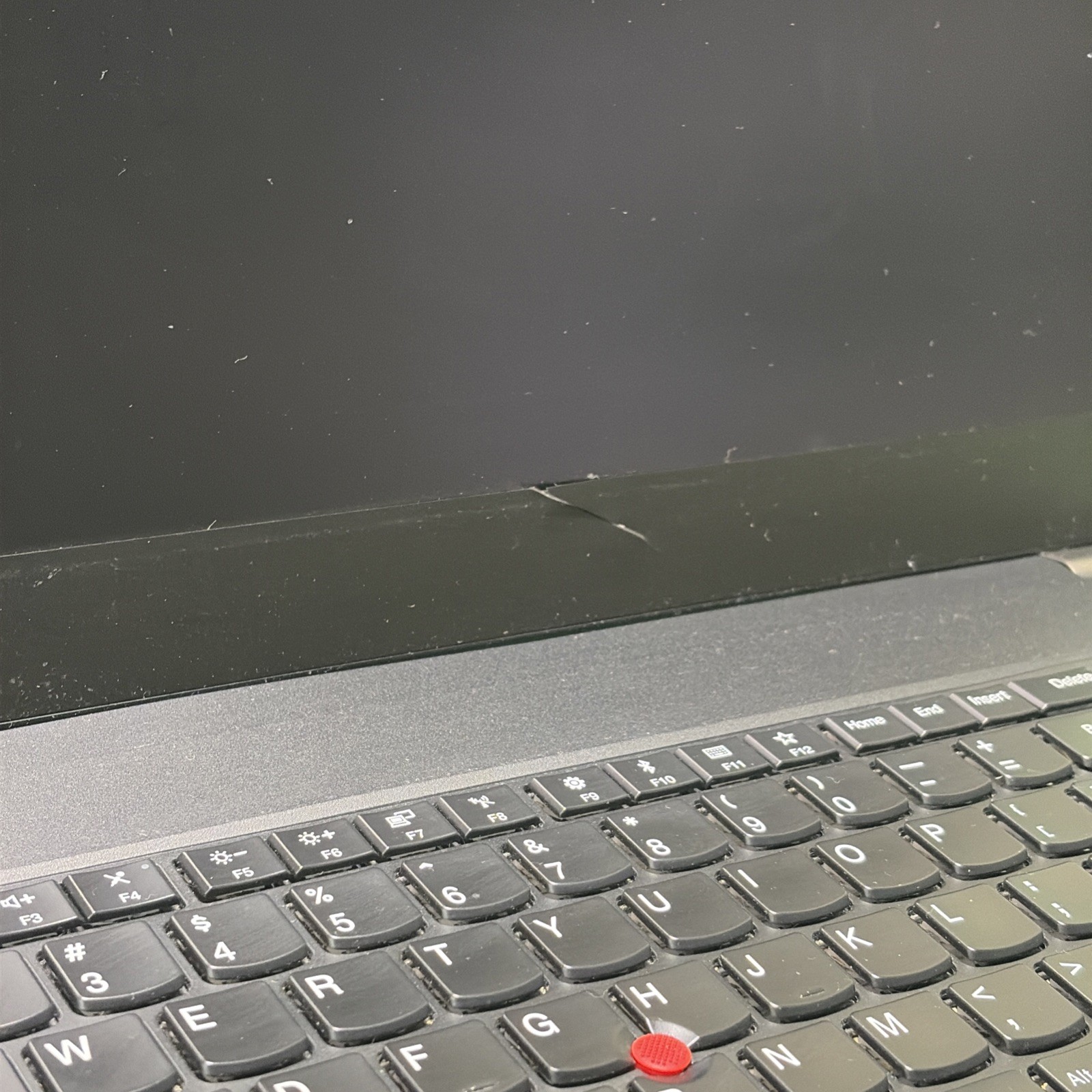 Lenovo ThinkPad T580 15.6″ FHD i7-8550U 8GB RAM 256GB SSD Bad Screen w/ Charger