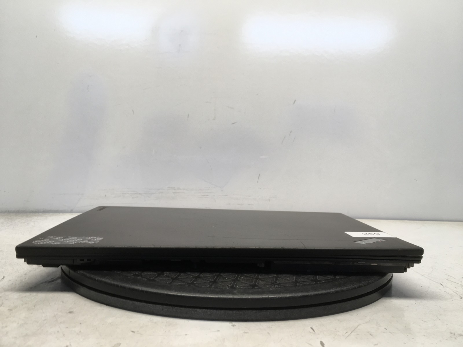 Lenovo ThinkPad X260 Intel i5-6300U 2.4GHz 8 GB NO HDD No Batt