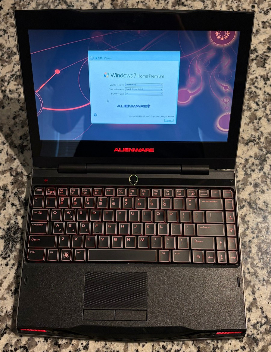 Alienware M11x R2 Gaming Laptop – Factory Restored, Windows 7, Upgraded SSD!