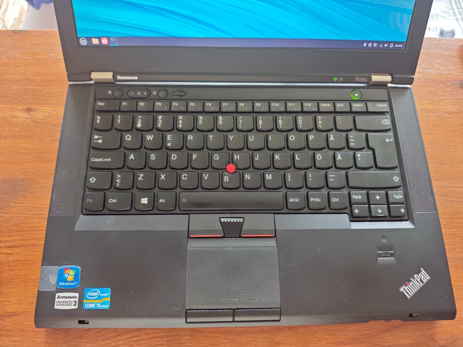 Lenovo Thinkpad T430s Laptop – 128gb SSD, 8gb RAM, Linux