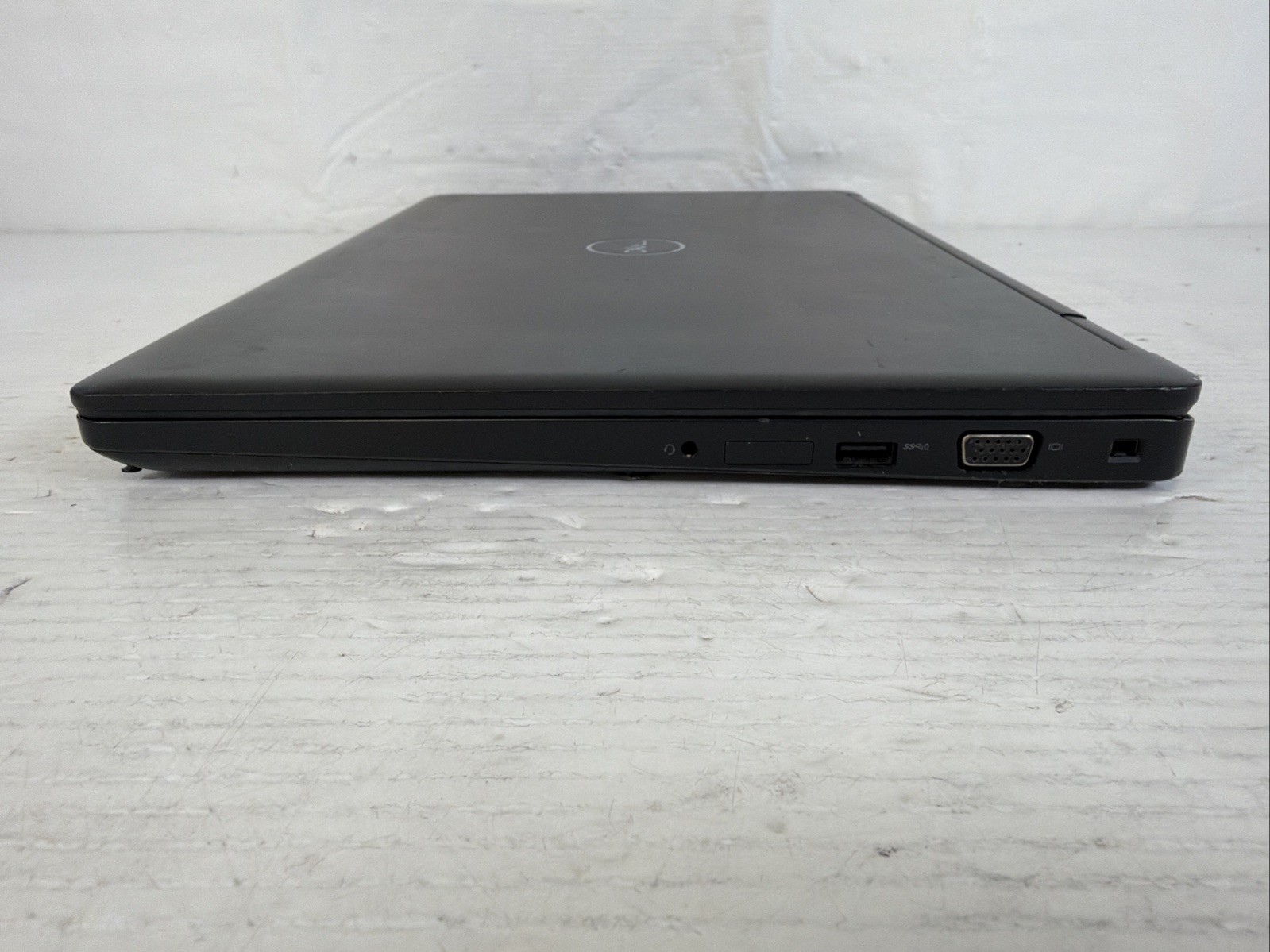 DELL LATITUDE 5590 INTEL CORE I5-8250U 1.60GHZ 4GB RAM NO SSD-Excellent Battery