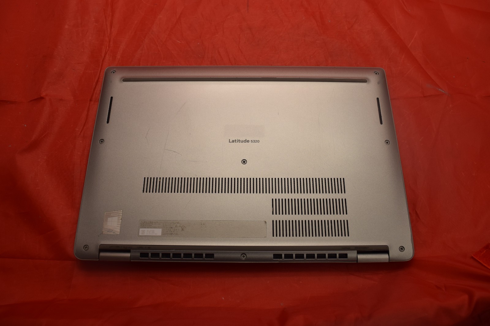 Dell Latitude 5320 Used 13.2″ i5-1135G7, 256GB NVMe, 8GB RAM, Touchscreen