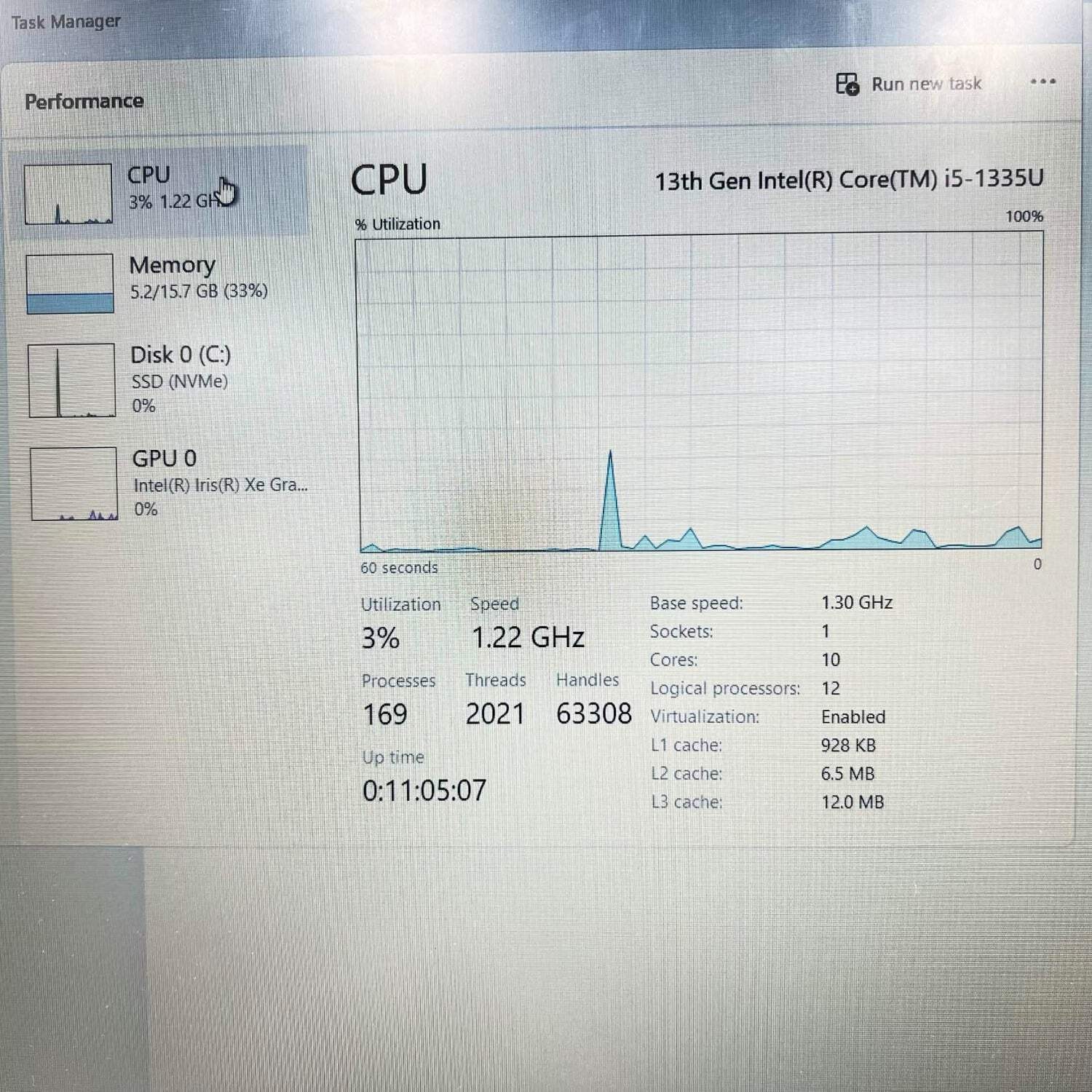 Lenovo IdeaPad 3i 15IRU8 15.6″ i5-1335U 1.3GHz 16GB RAM 256GB SSD