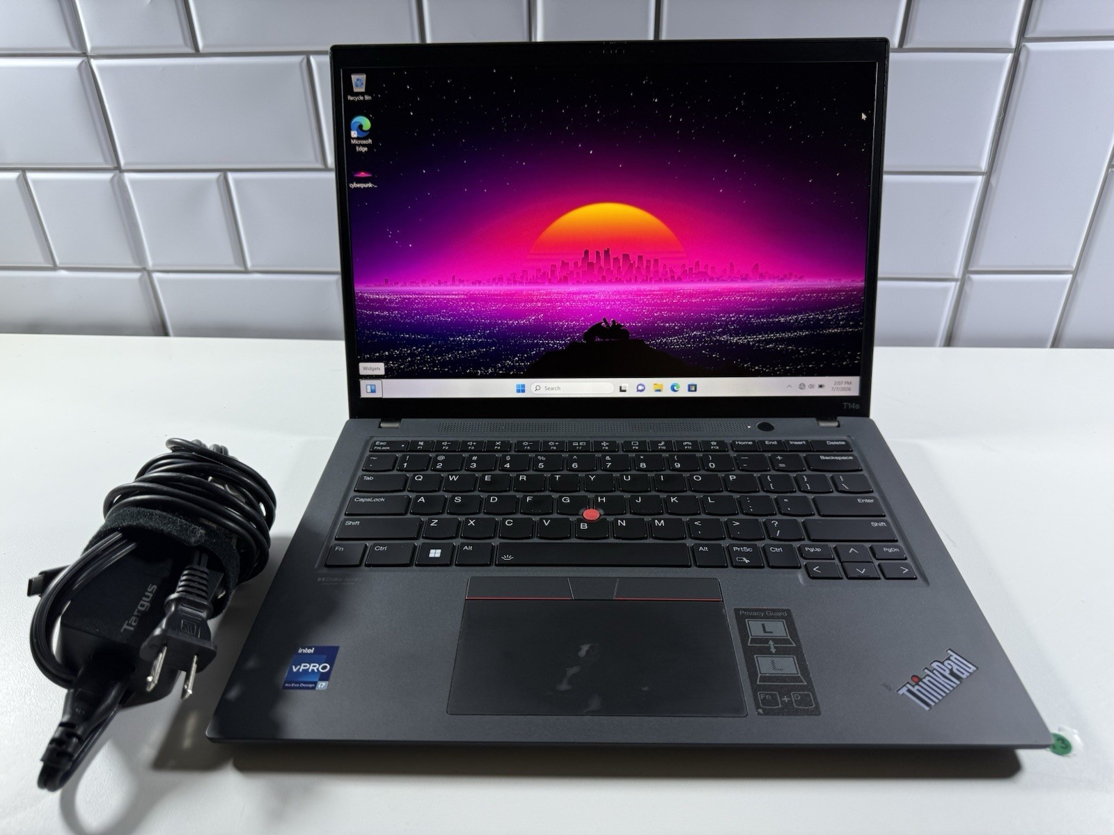 Lenovo ThinkPad T14s Gen 3 14″ i7-1270p 32GB 512GB Win 11 Pro Touchscreen