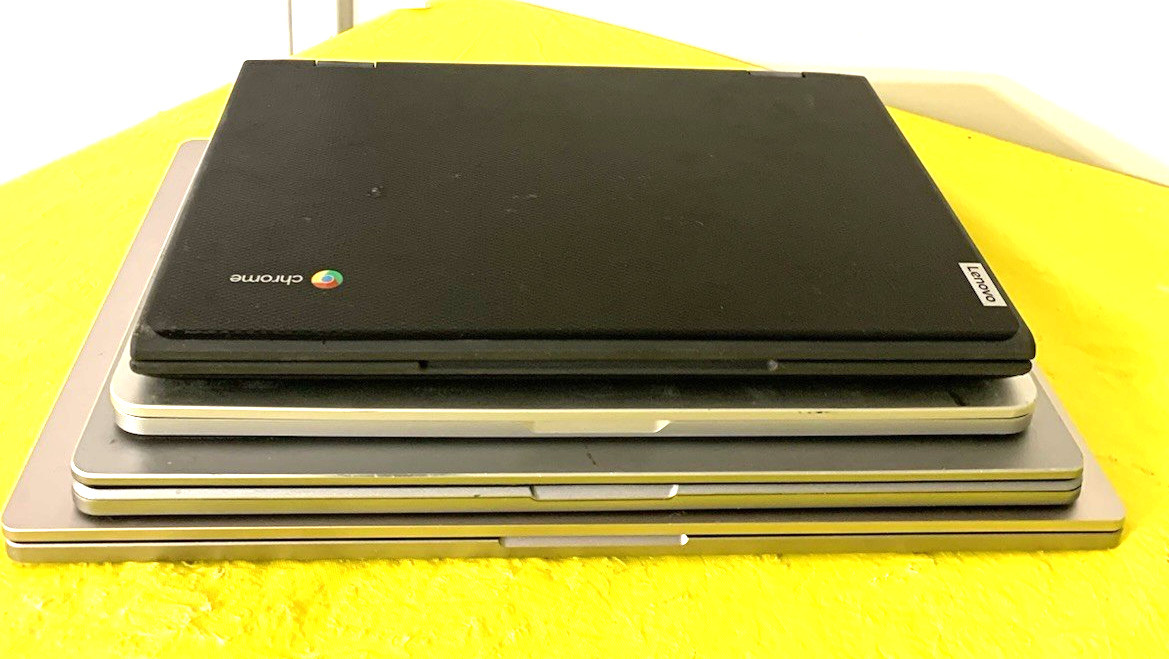 Lot of 4 Acer Lenovo Samsung Asus Chrome book Laptops