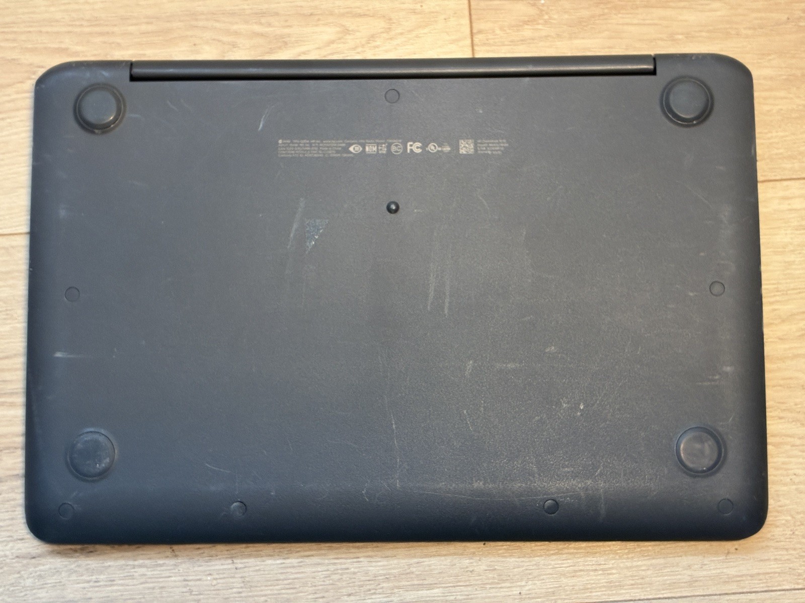 HP ChromeBook 14 G5 14″ HD Laptop AMD A4 8GB RAM 32GB SSD Chrome OS