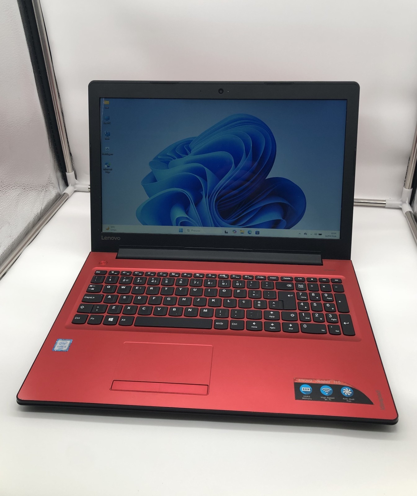 Lenovo Ideapad 310-15ISK | Core i3 6th 2Ghz 4GB SSD250GB 15.6