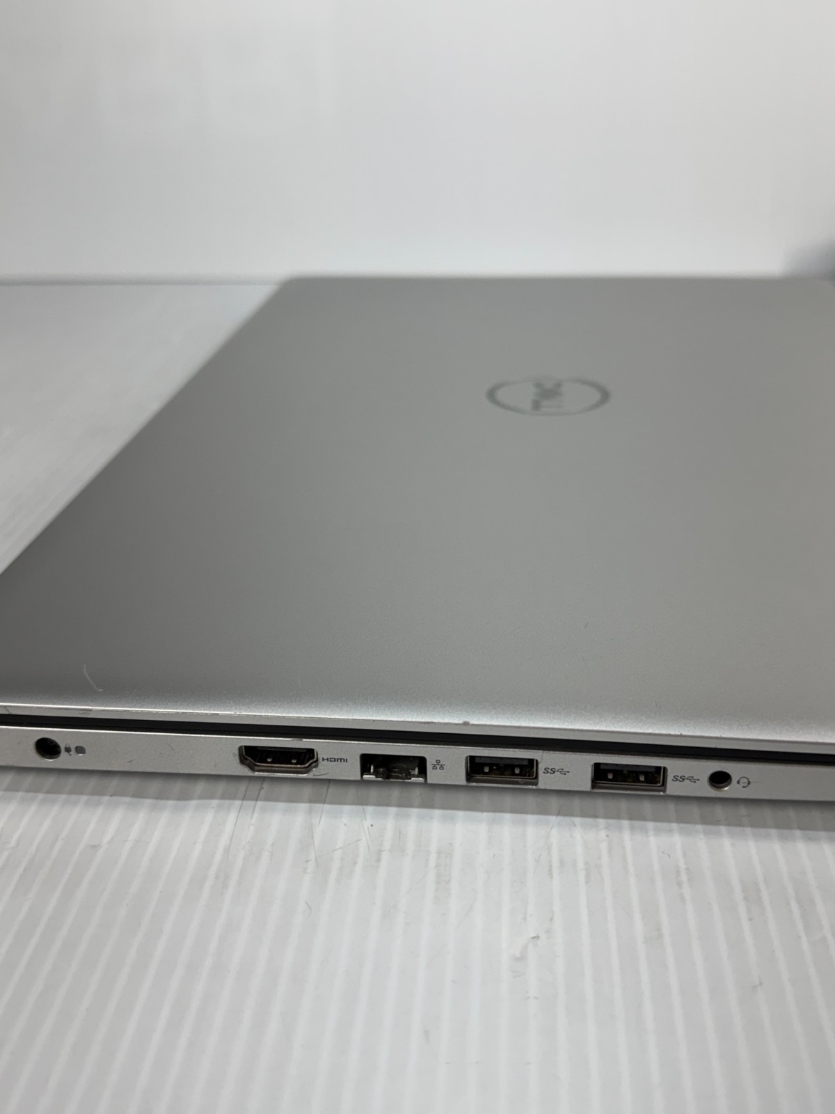 Dell Inspiron 5570 i5-8250U 15.6″ Windows 11 Laptop 256GB SSD 16GB *SEE PICS