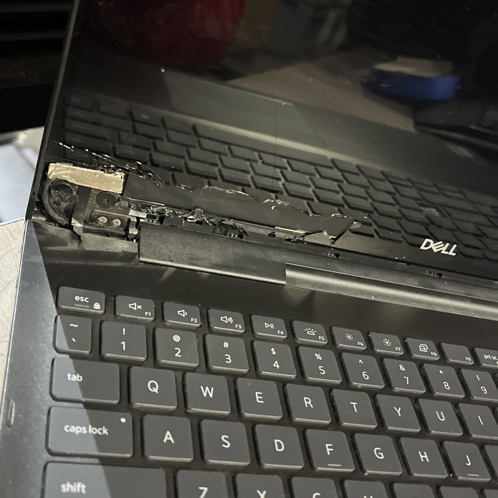 DELL INSPIRON 7591 2IN1 INTEL CORE I7-10510U 8GB RAM NO HD