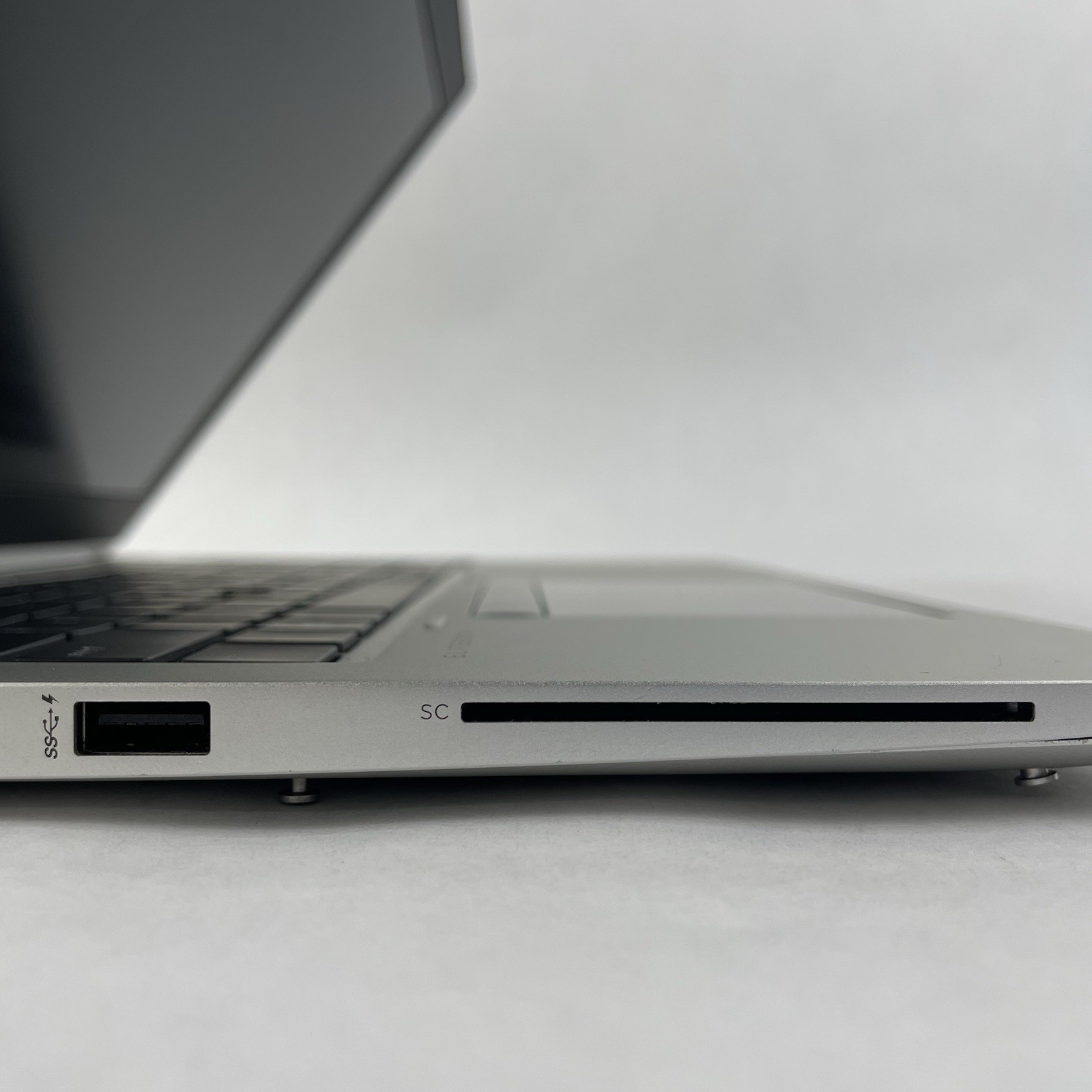 HP EliteBook 850 G5 15.6″ i7-8650U 1.90 GHz 8 GB RAM No SSD/OS/AC/Battery