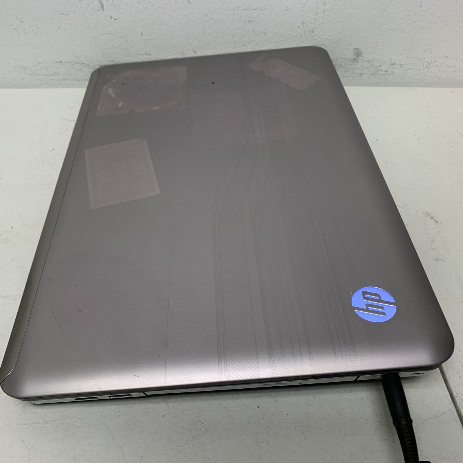 HP Pavilion DV7-4183cl Intel i5-M460 2.53GHz 6 GB 500gbHDD Wind 10 No Batt