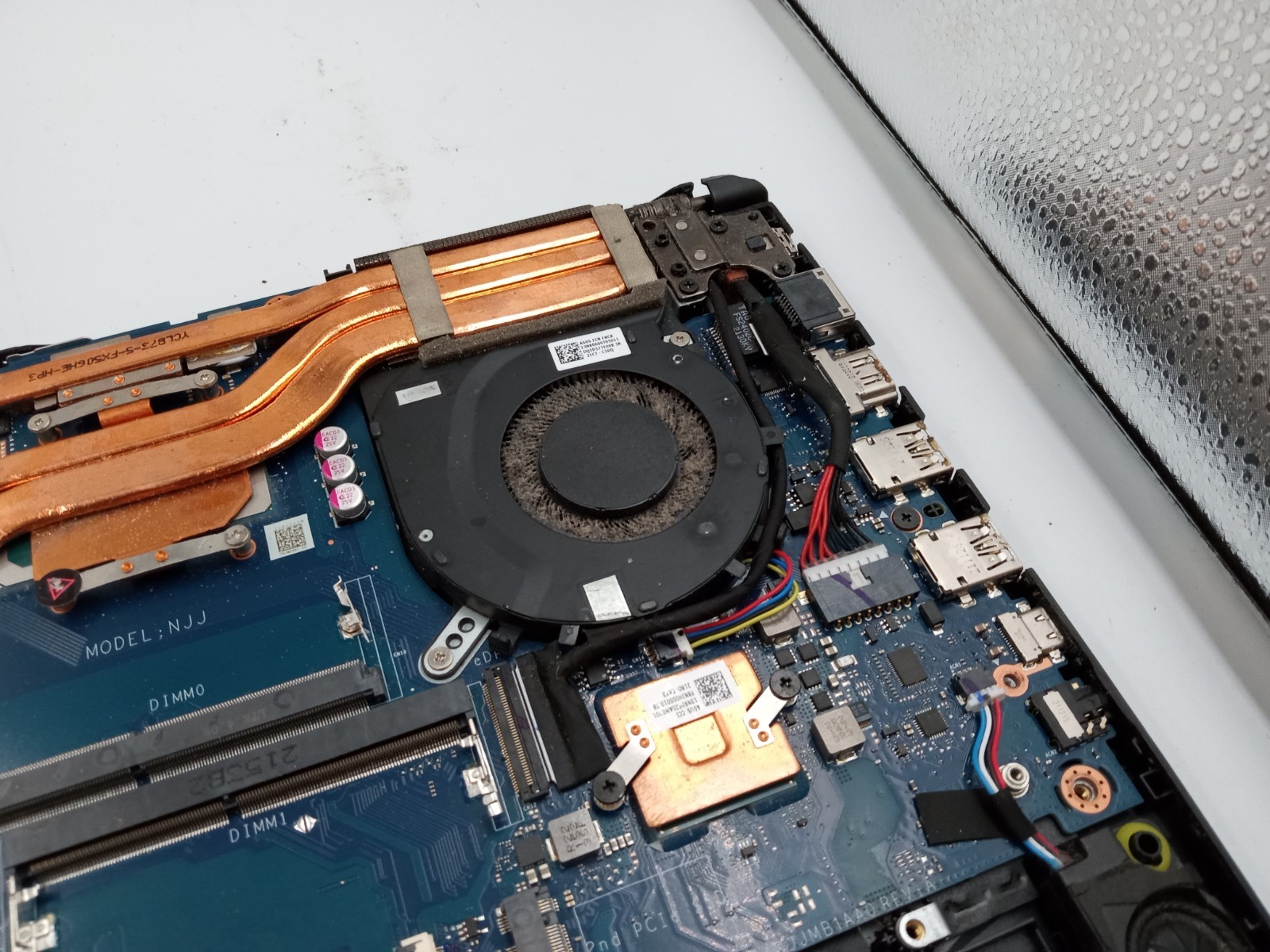 Asus TUF Gaming F17 FX706H 17.3″ Intel i5-11400H Nvidia RTX 3050 -PARTS -READ!!