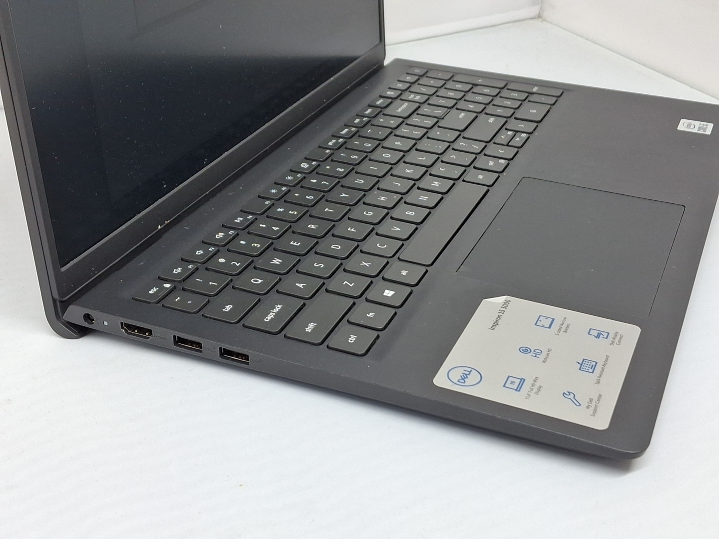 Dell Inspiron 15 3511 i5-1035G1 8GB RAM 256GB NVME Windows 11