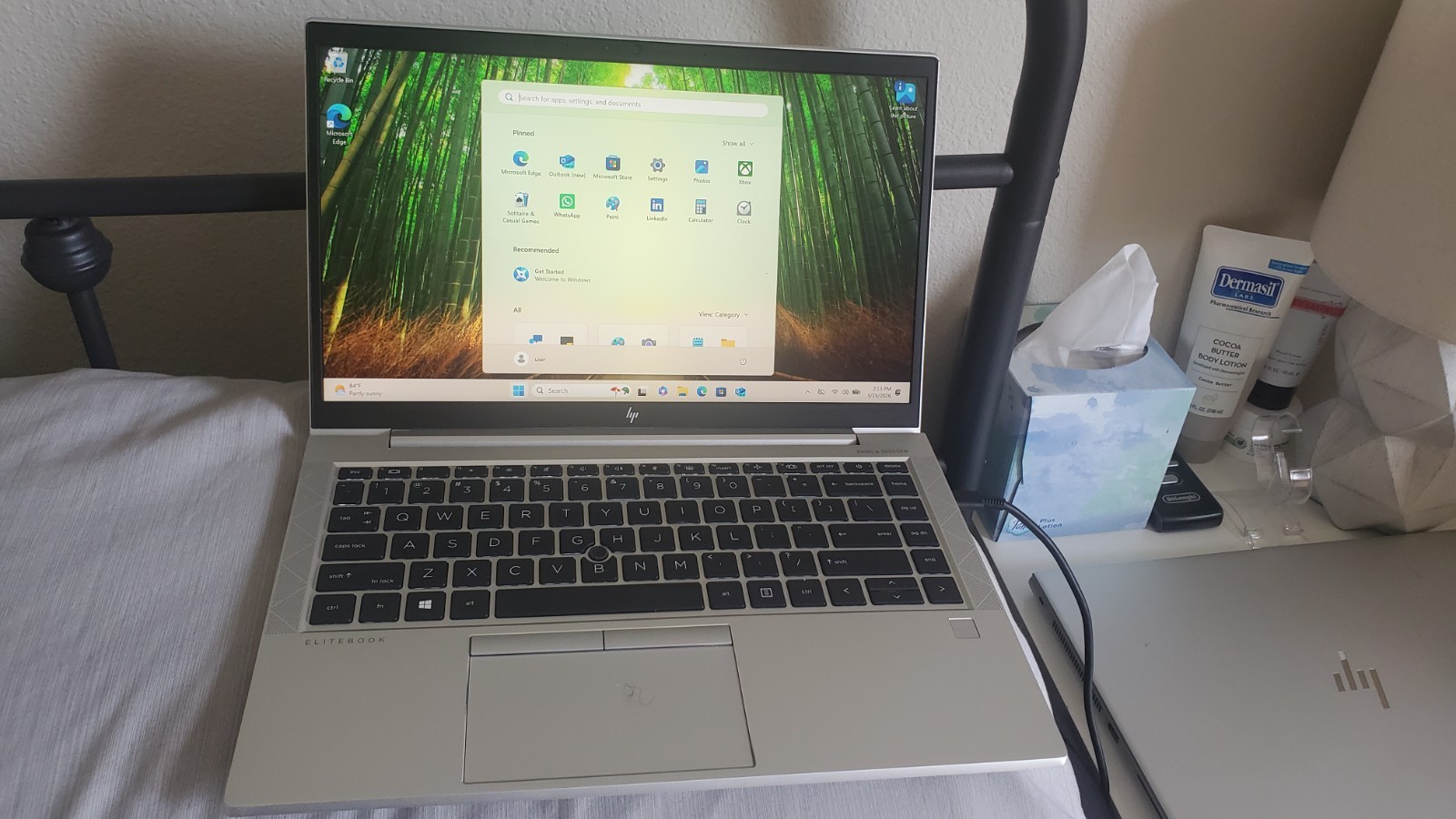 HP ELITEBOOK 840 G8 | 11th Gen CORE I5-1135G7 | 256GB SS | 24GB | Windows 11 Pro