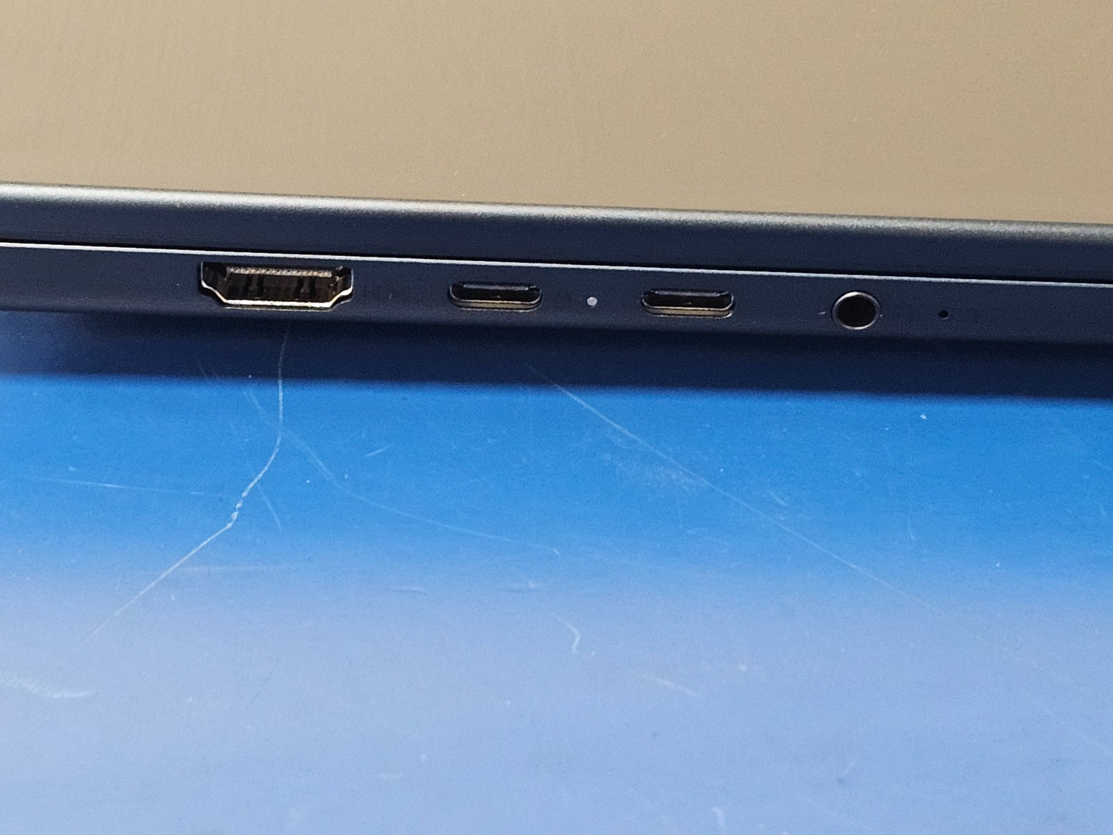 LENOVO IdeaPad 5 2-in-1 16AKP10, AMD Ryzen AI 7 350, 16 GB RAM, 1 TB NVMe SSD