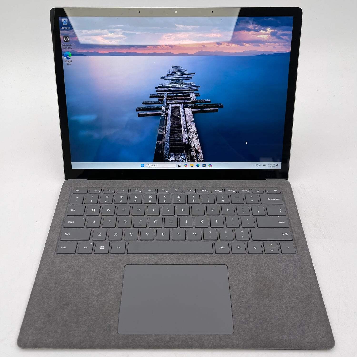 Microsoft Surface Laptop 4 1950 13.5″ i5-1135G7 2.4GHz 512GB SSD