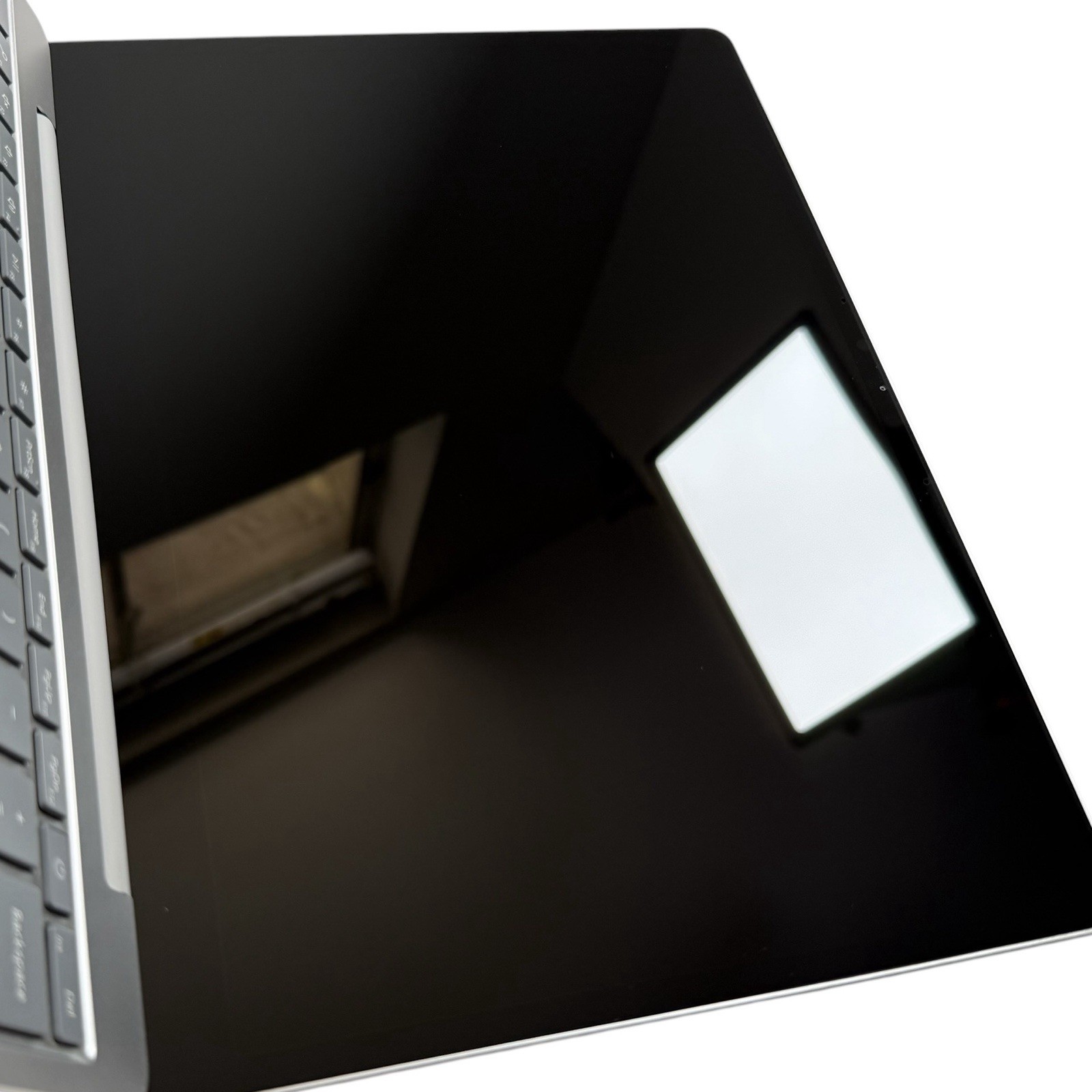 Microsoft Surface Go Laptop i5-1035G1 8GB RAM 128GB SSD